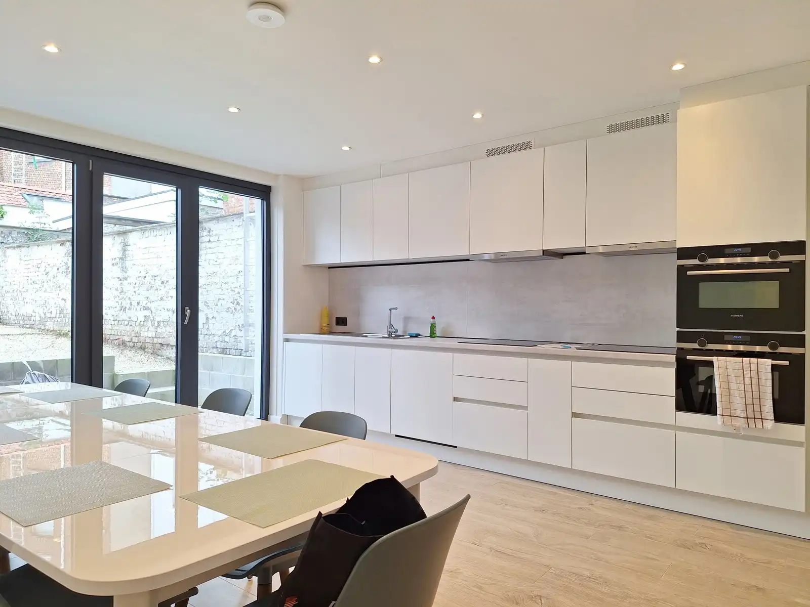 Studentenhuis – Topinvestering in hartje Mechelen foto 4