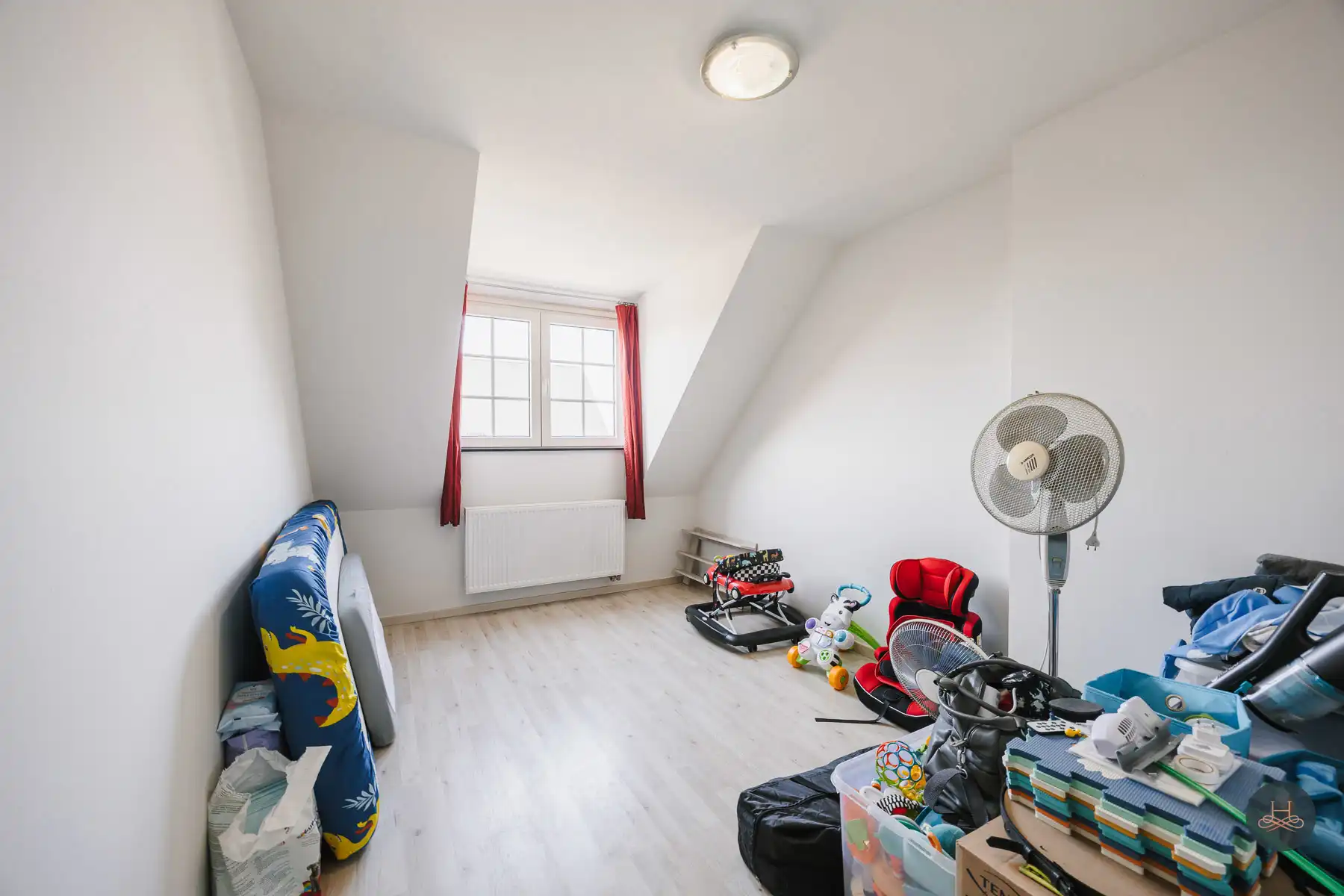 Ruim duplex appartement in centrum Baal foto 21