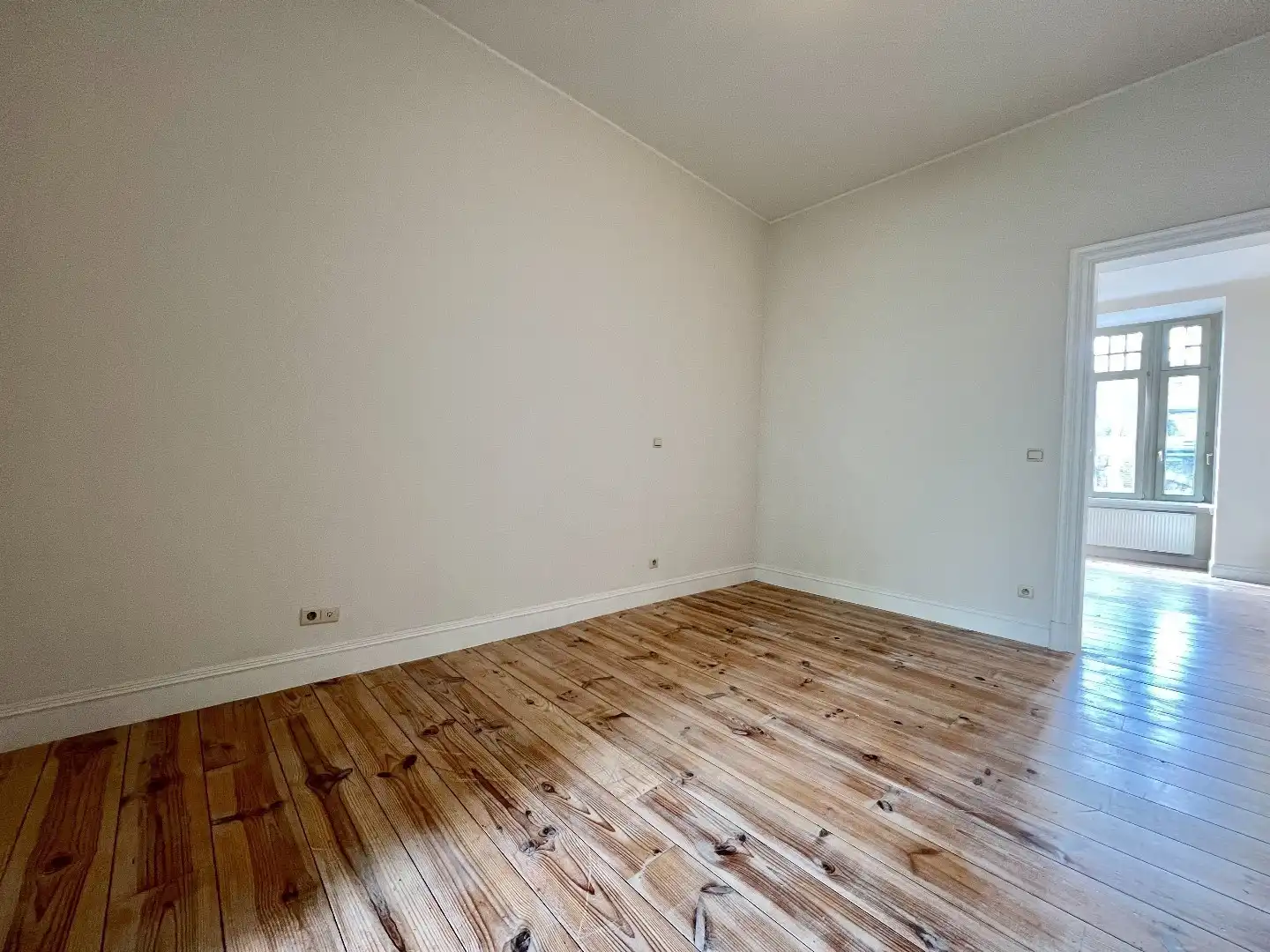 Ruime 1slpk app met terras te Zurenborg foto 6