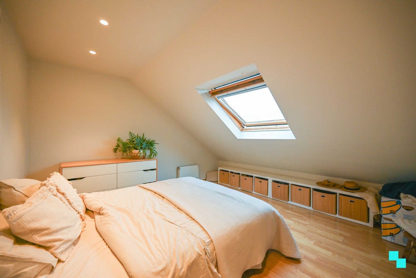 Charmante en energiezuinige woning in Wielsbeke! foto 13