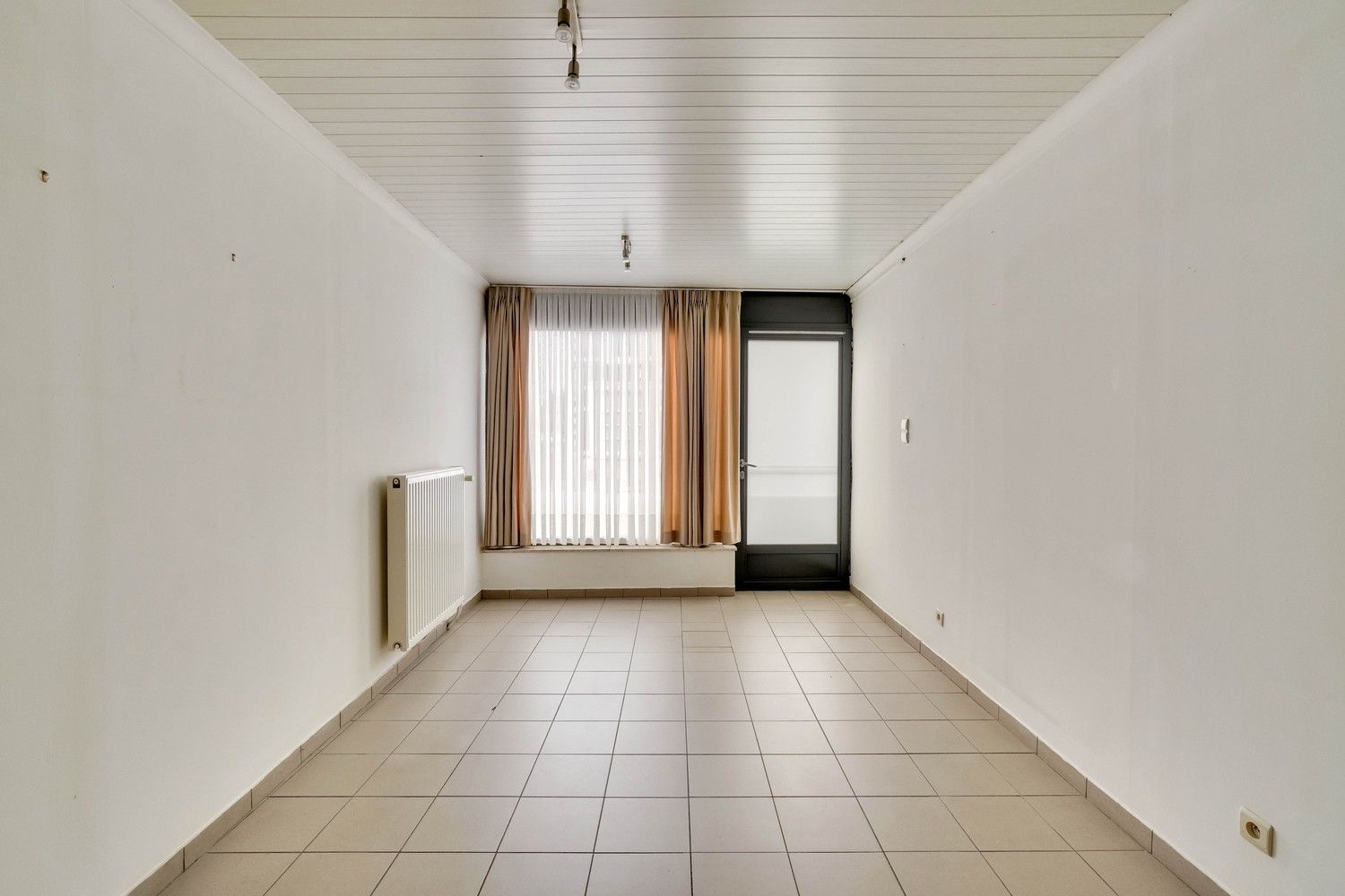 investeringspand met twee appartementen nabij het centrum van Sint-Truiden foto 4