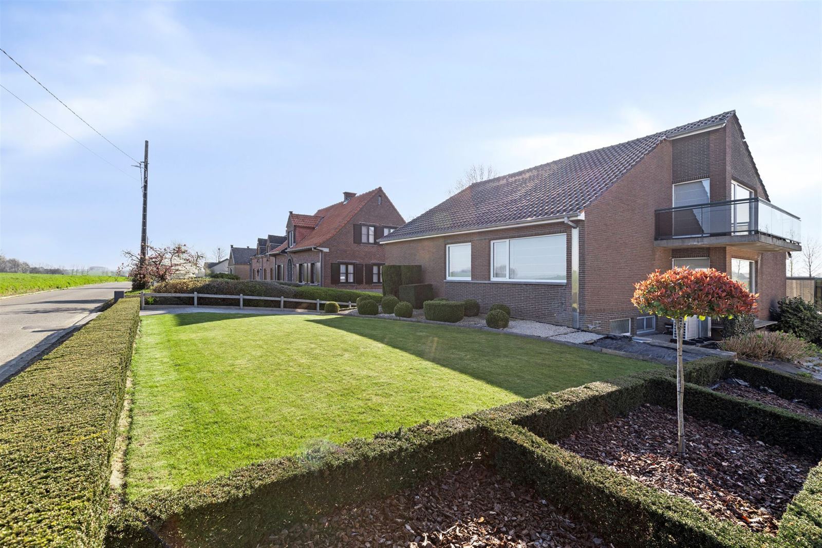 Ruime villa te huur in groene omgeving  foto 3