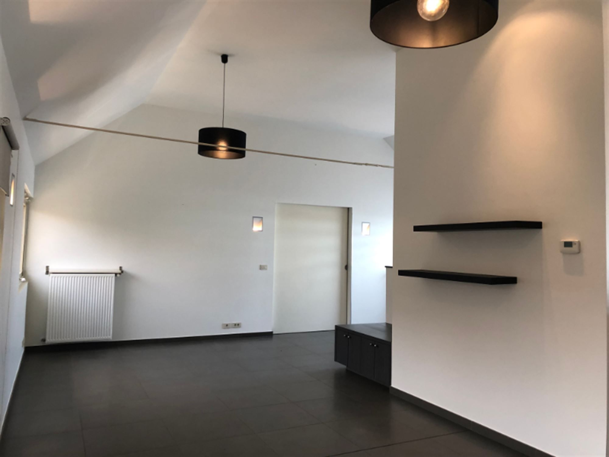 Modern appartement - loft stijl - INSTAPKLAAR foto 3