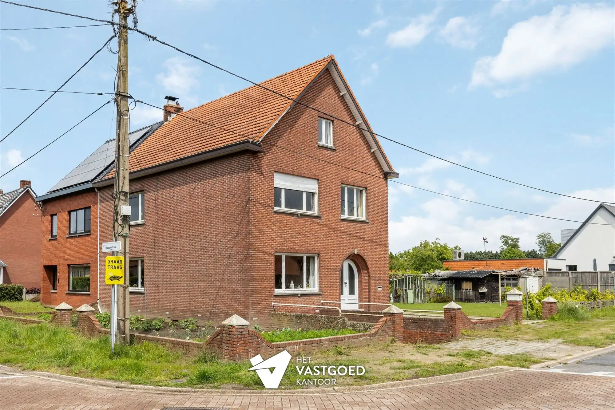 VERRASSEND RUIME WONING MET ENORM POTENTIEEL foto 24
