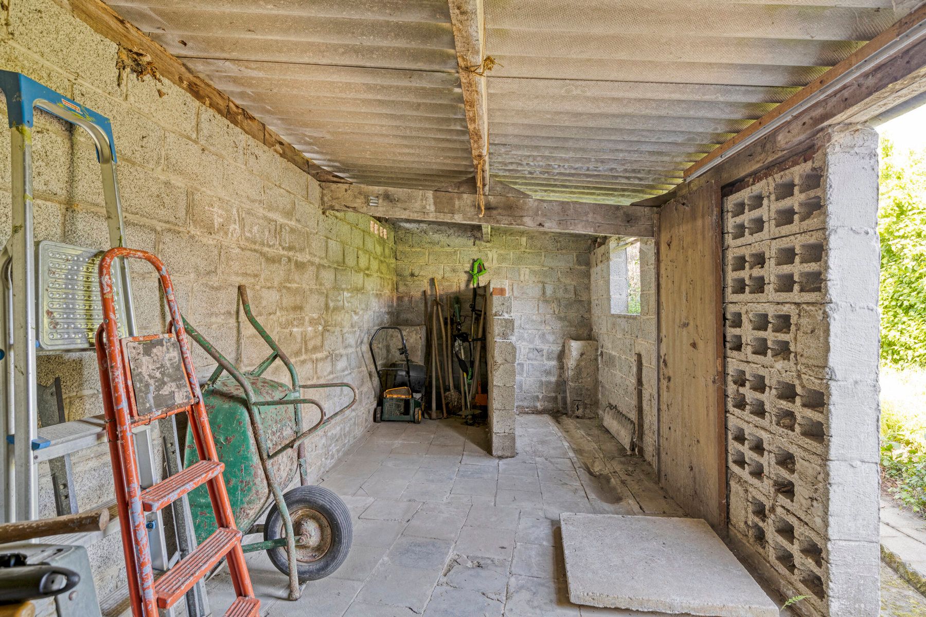 Te Renoveren 3-gevelwoning op gunstige ligging foto 21