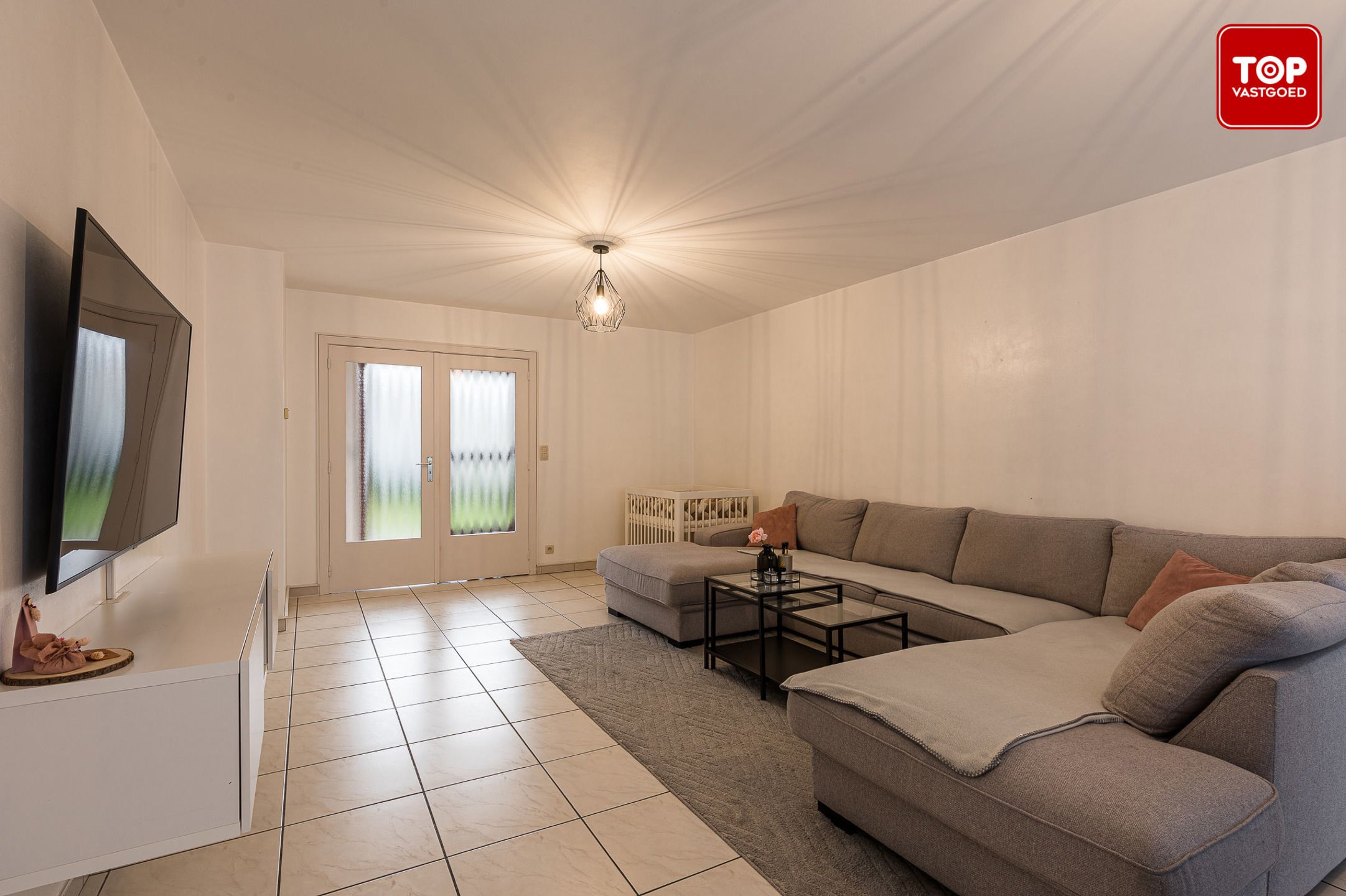 Instapklare woning met 3 slaapkamers in een rustige straat foto 5