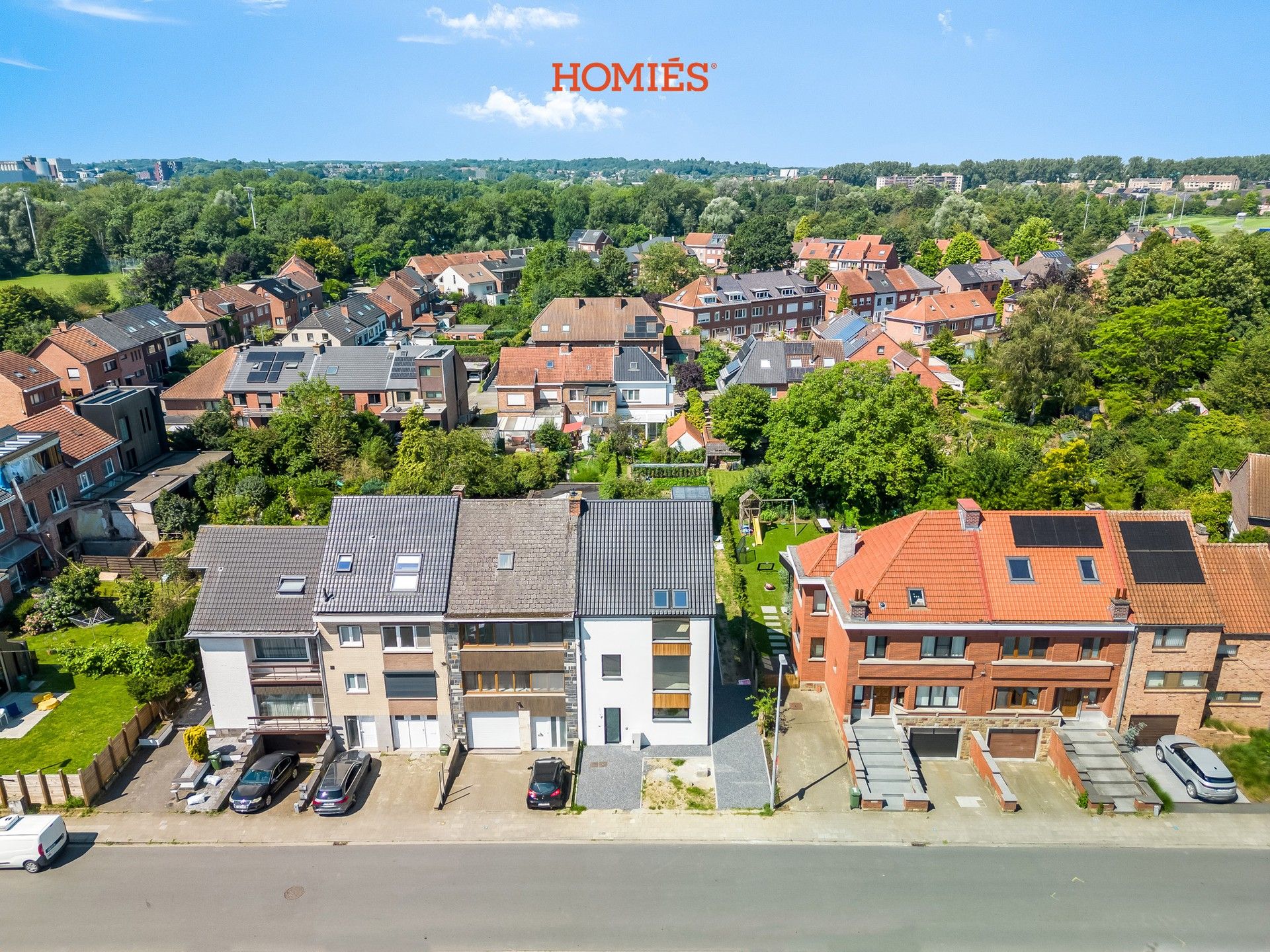 Gelijkvloers appartement met 2 slpks, tuin en autostaanplaats foto 13