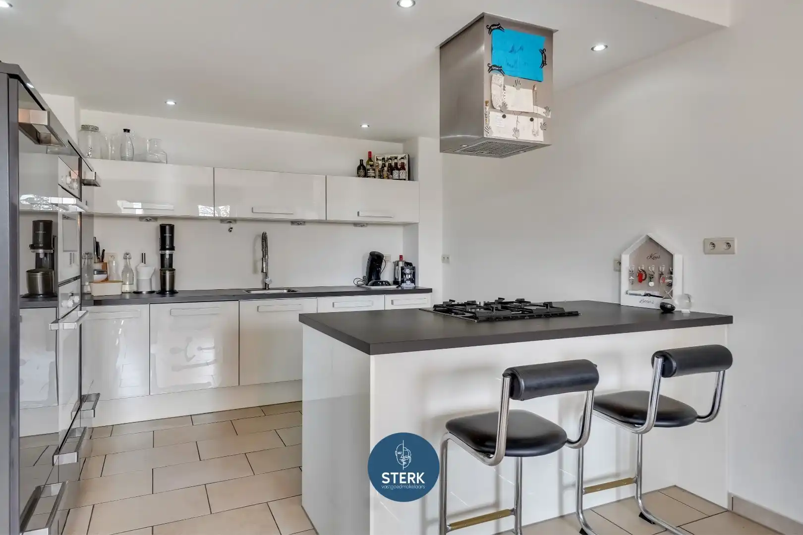 INSTAPKLAAR DUPLEX-APPARTEMENT MET 3 SLPKS IN HET GEZELLIGE LEUT ! foto 9