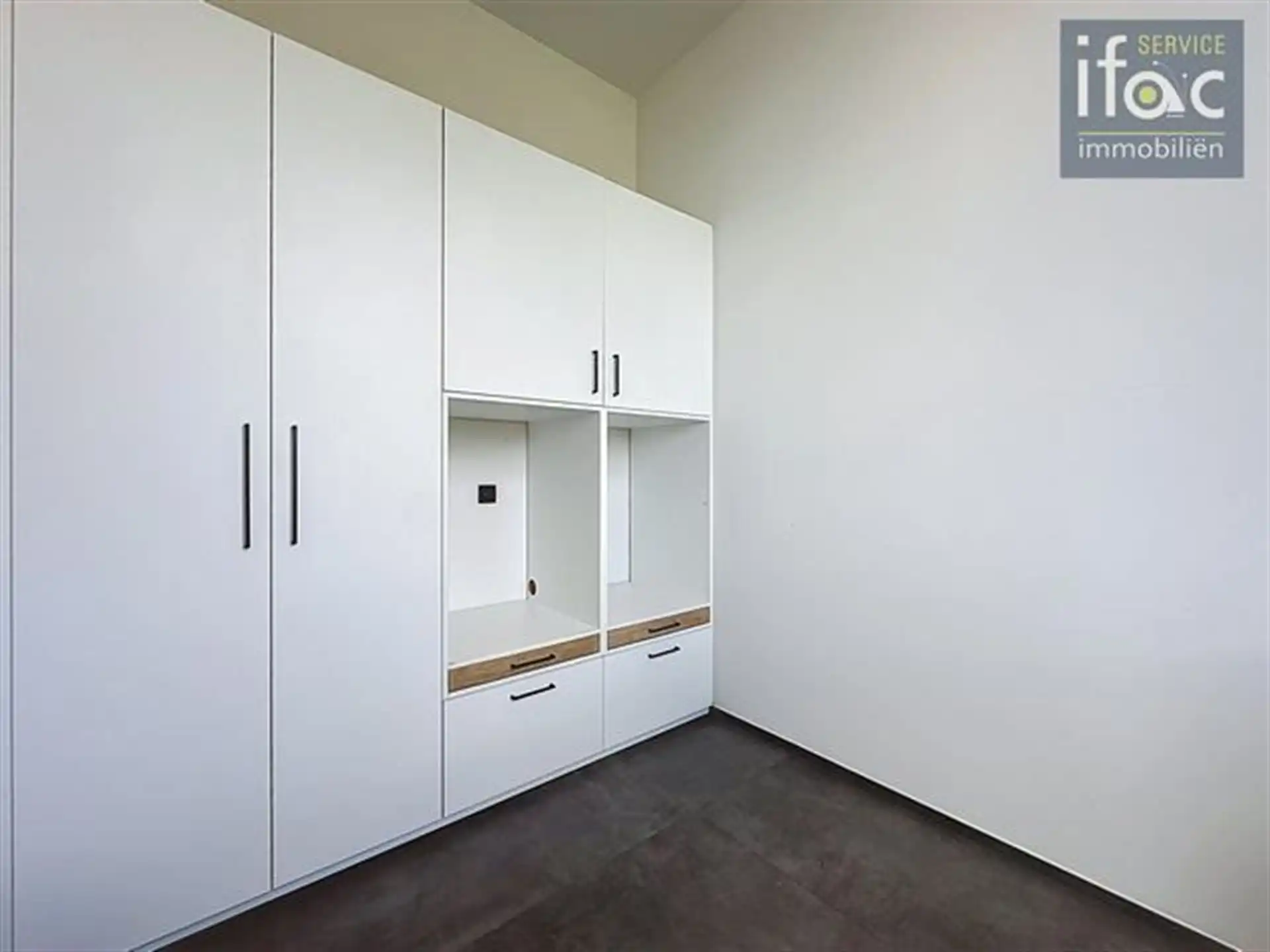 Energiezuinige villa met lichtrijke leefruimtes en grote tuin foto 16