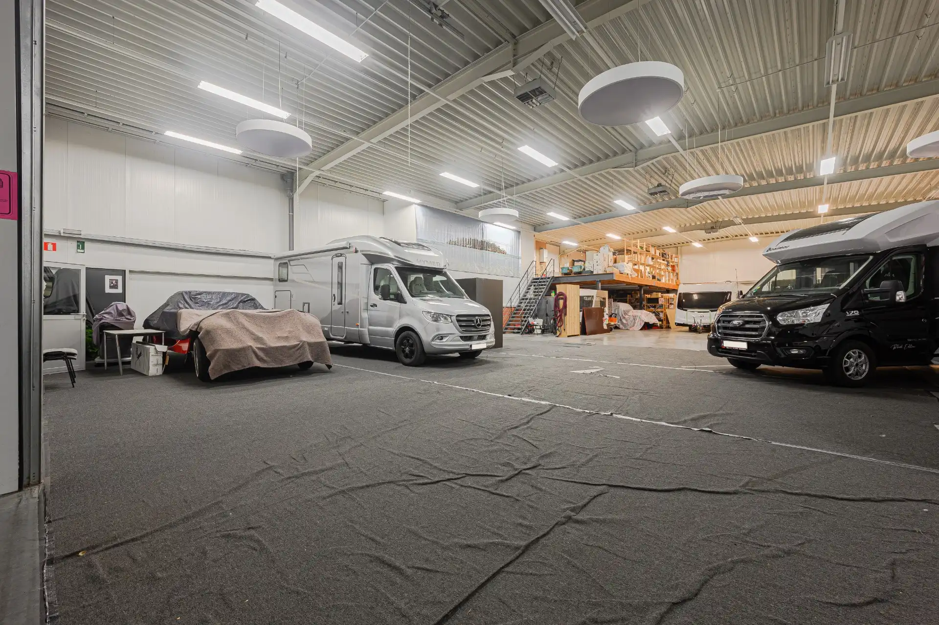 Handelspand + woning op uiterst commerciële locatie. foto 16