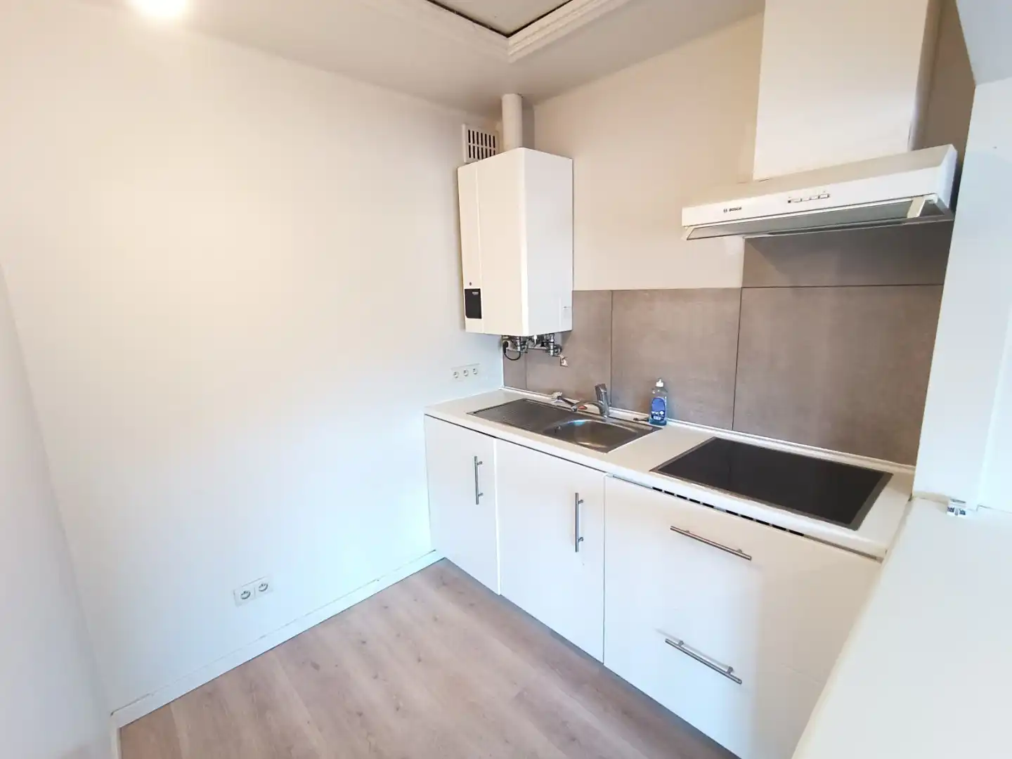 Instapklaar appartement op centrale ligging foto 4