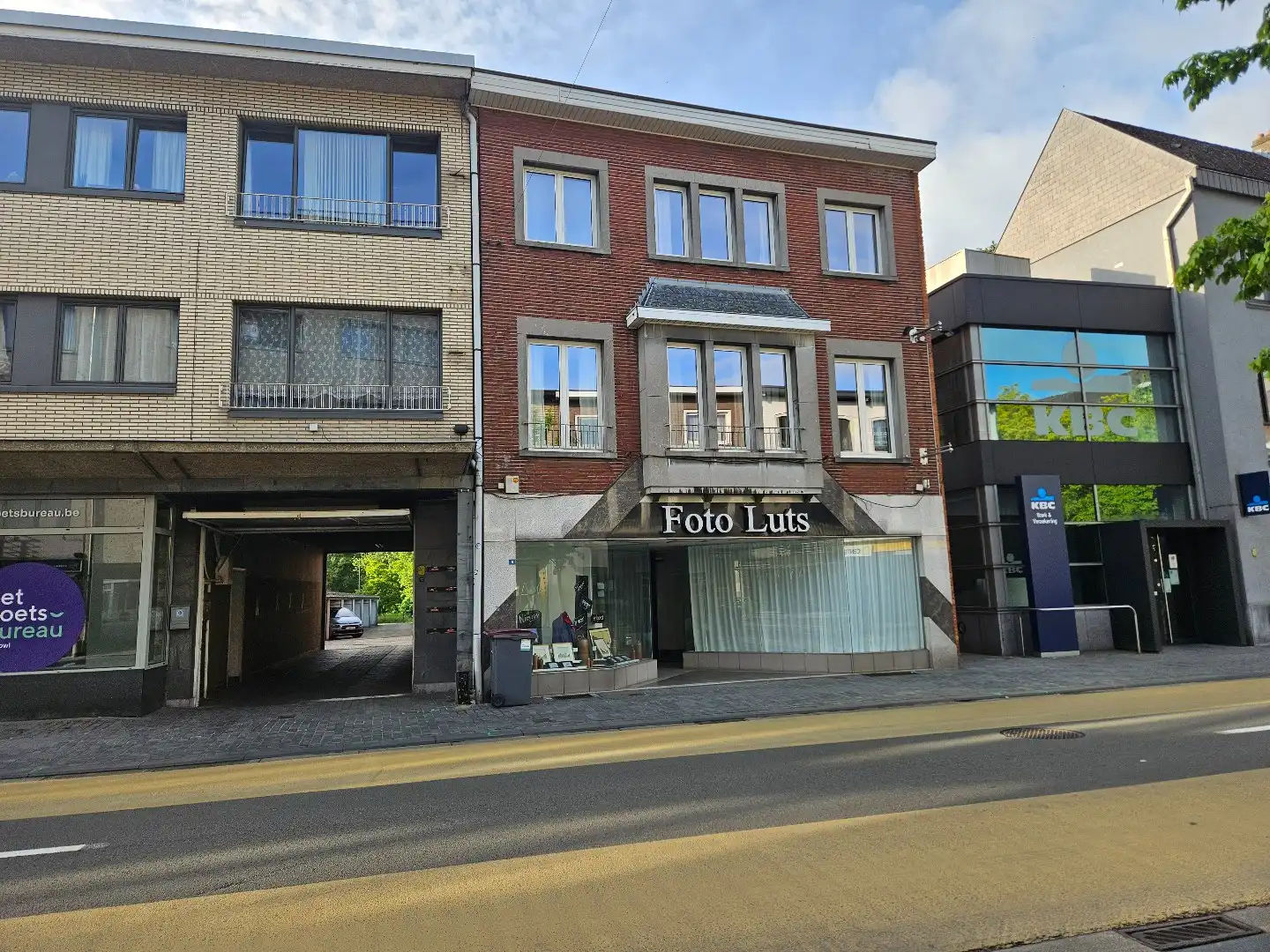 Triplex appartement met 5 slaapkamers en autostaanplaats in het centrum van Mol! foto {{pictureIndex}}