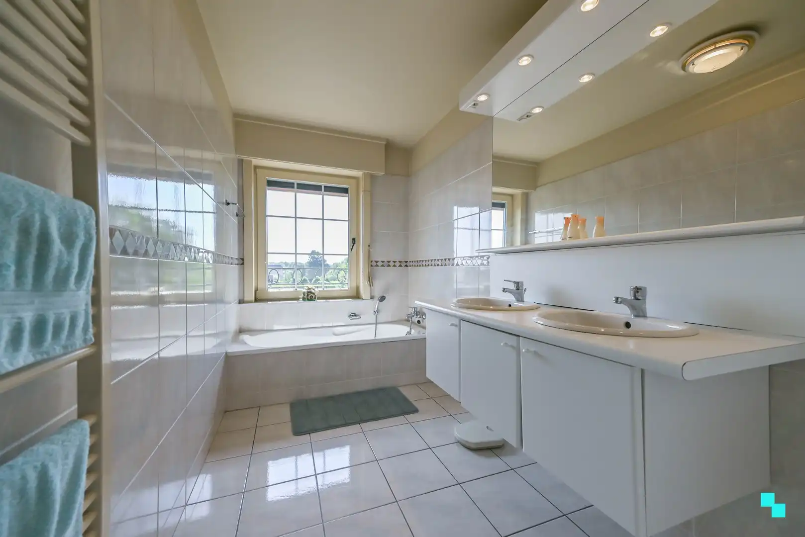 Ruim 2-slaapkamerappartement met zonneterras en aparte garagebox in Emelgem foto 20