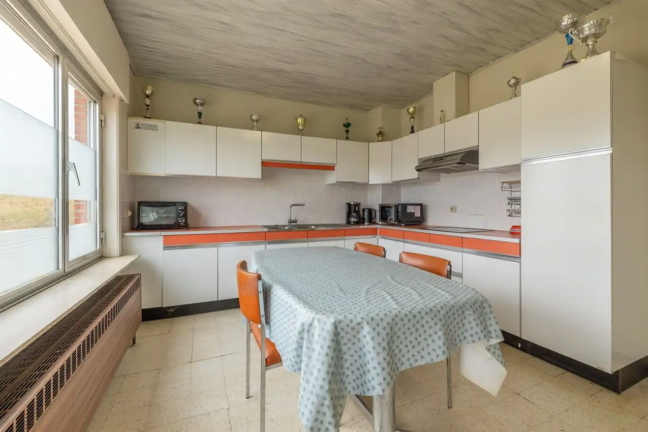 Gelijkvloerse woonst, 3 slpk, op 29a 53ca foto 26