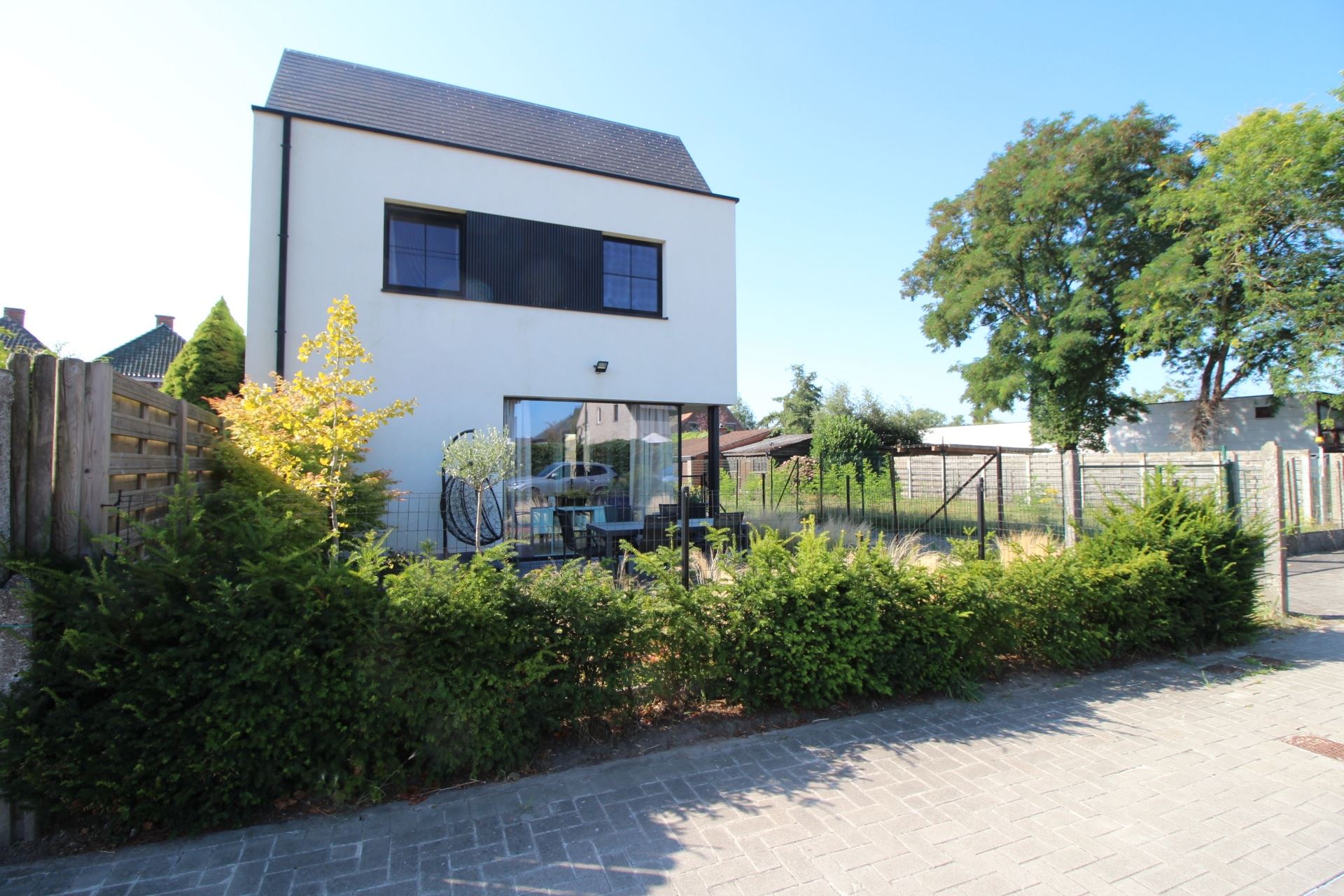 Moderne, energiezuinige woning. 3 Slaapkamers. foto {{pictureIndex}}