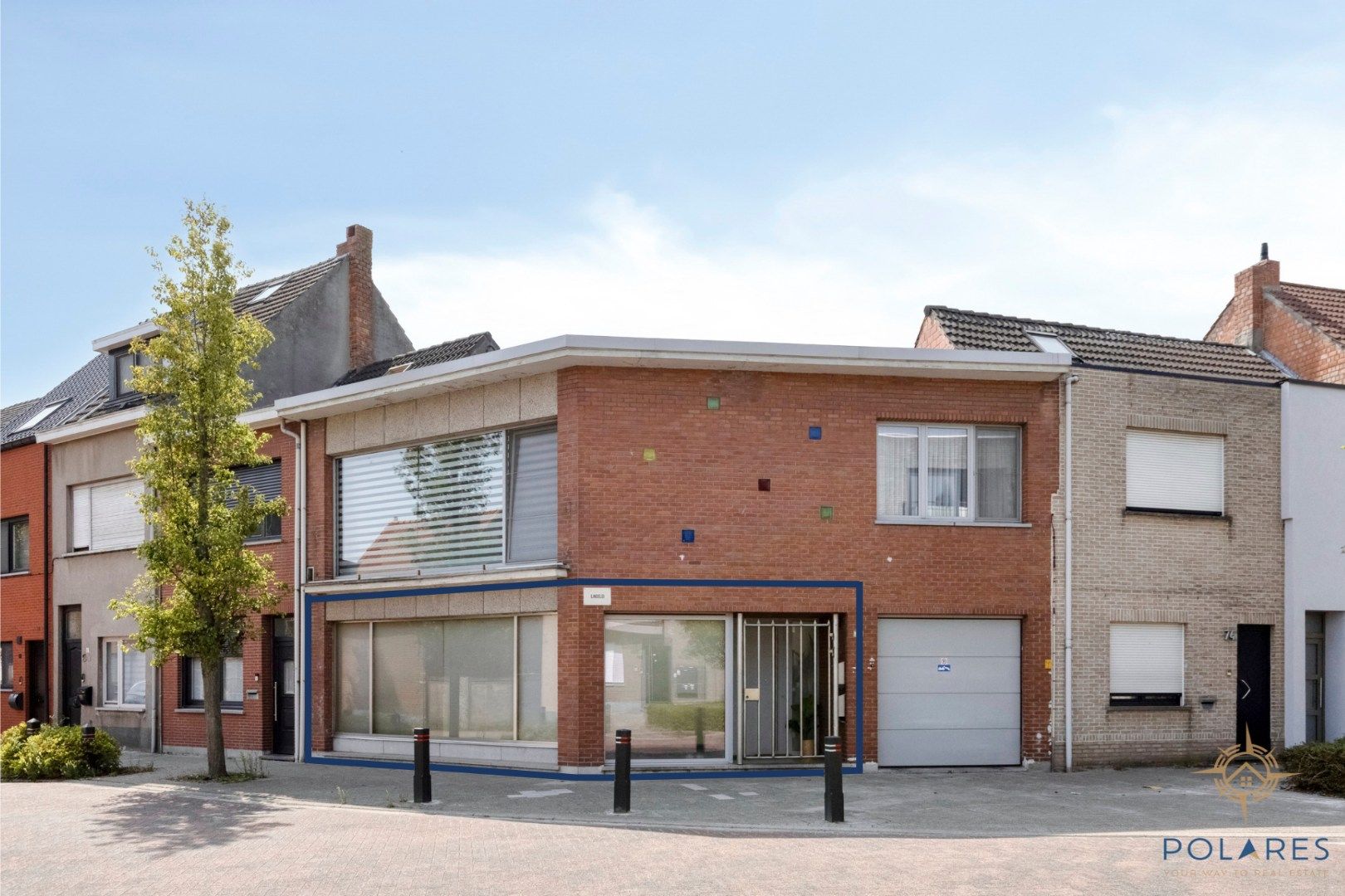 Instapklaar appartement met 1 slaapkamer en terras. foto {{pictureIndex}}