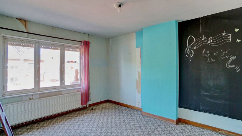 Te renoveren woonhuis van 140m² in half-open-bebouwing met tuin op 3 are 53 ca foto 12