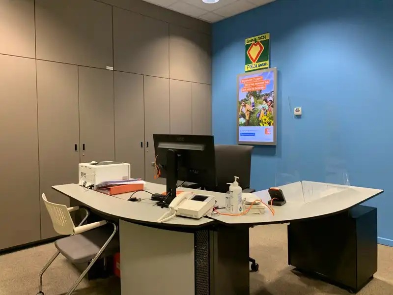 Instapklaar handelsgelijkvloers Te Huur en Te Koop foto 34