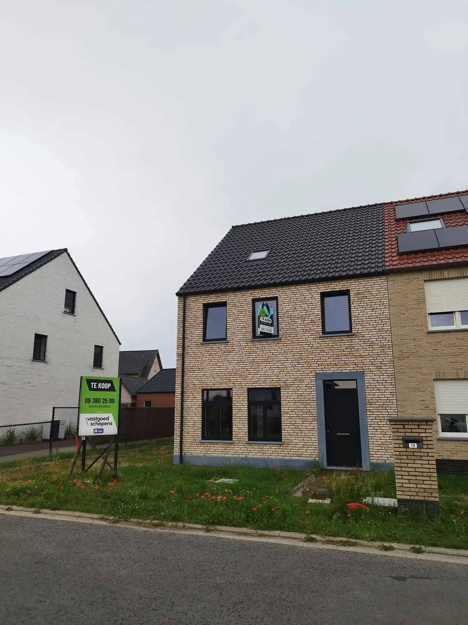 Ruime halfopen nieuwbouw, water- en winddicht foto {{pictureIndex}}