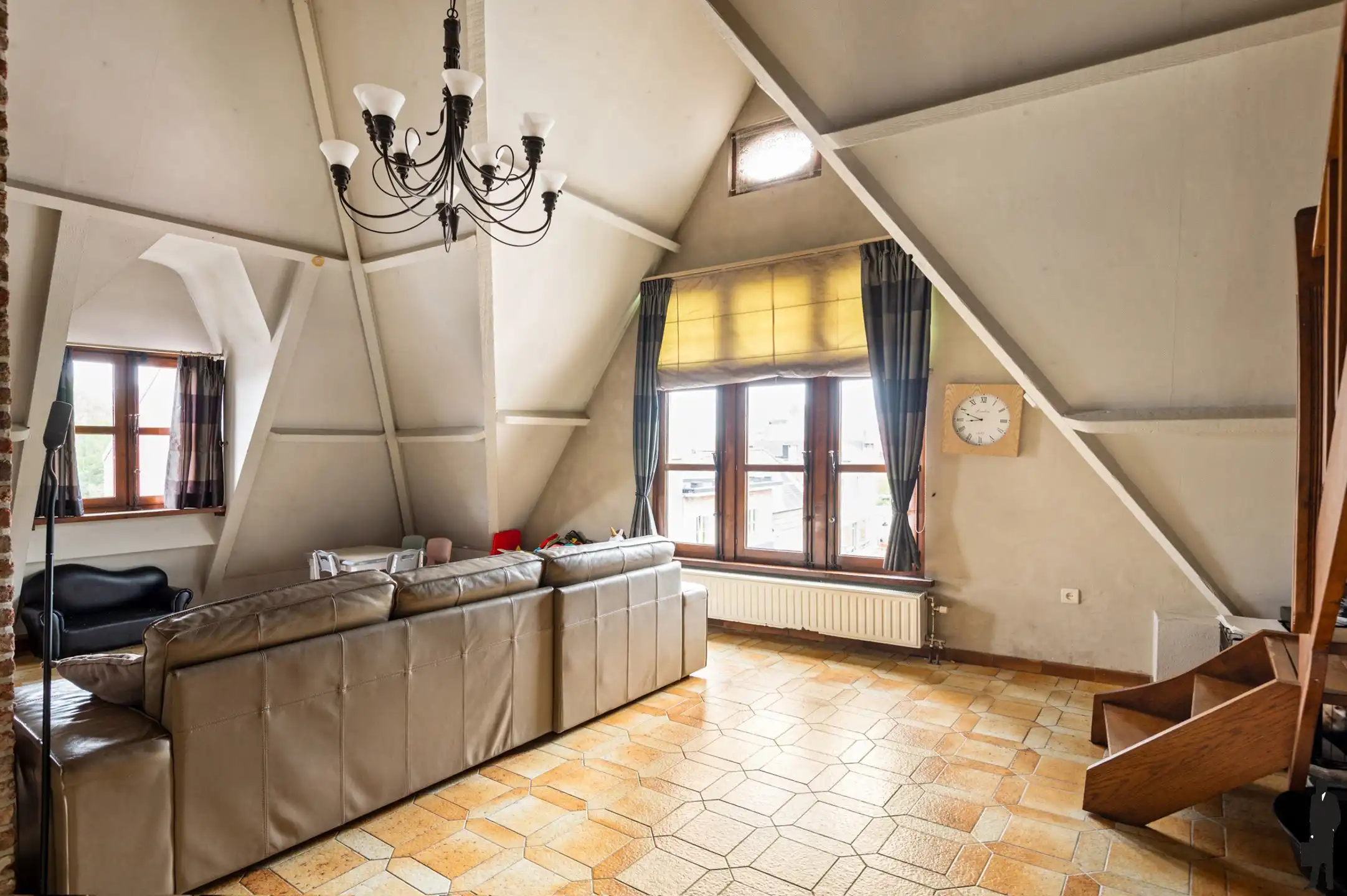 Ruime en karaktervolle duplex met 4 slaapkamers in Duffel foto 8
