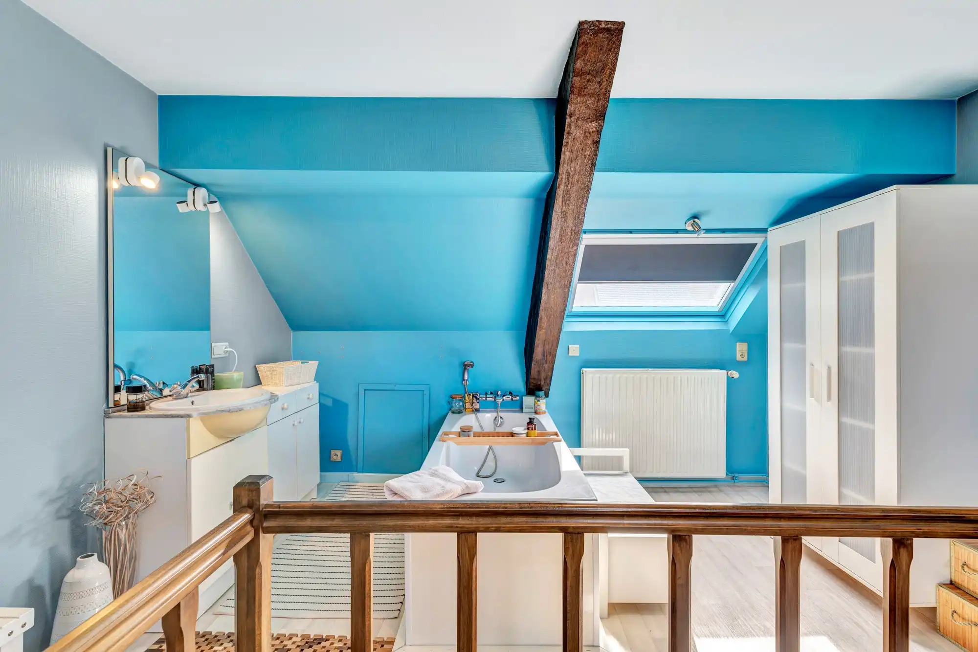 Instapklare woning met terras, buitenberging in het centrum foto 7