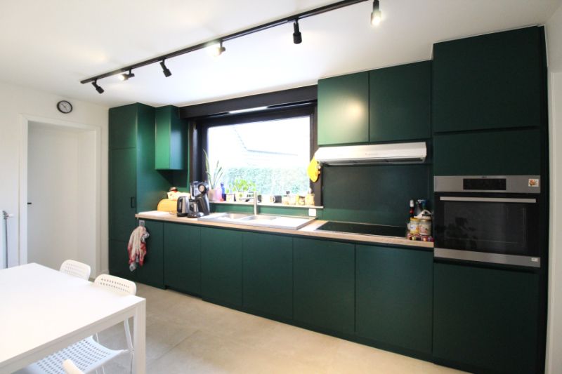 Gerenoveerde woning met drie/vier slaapkamers te Kachtem foto 6