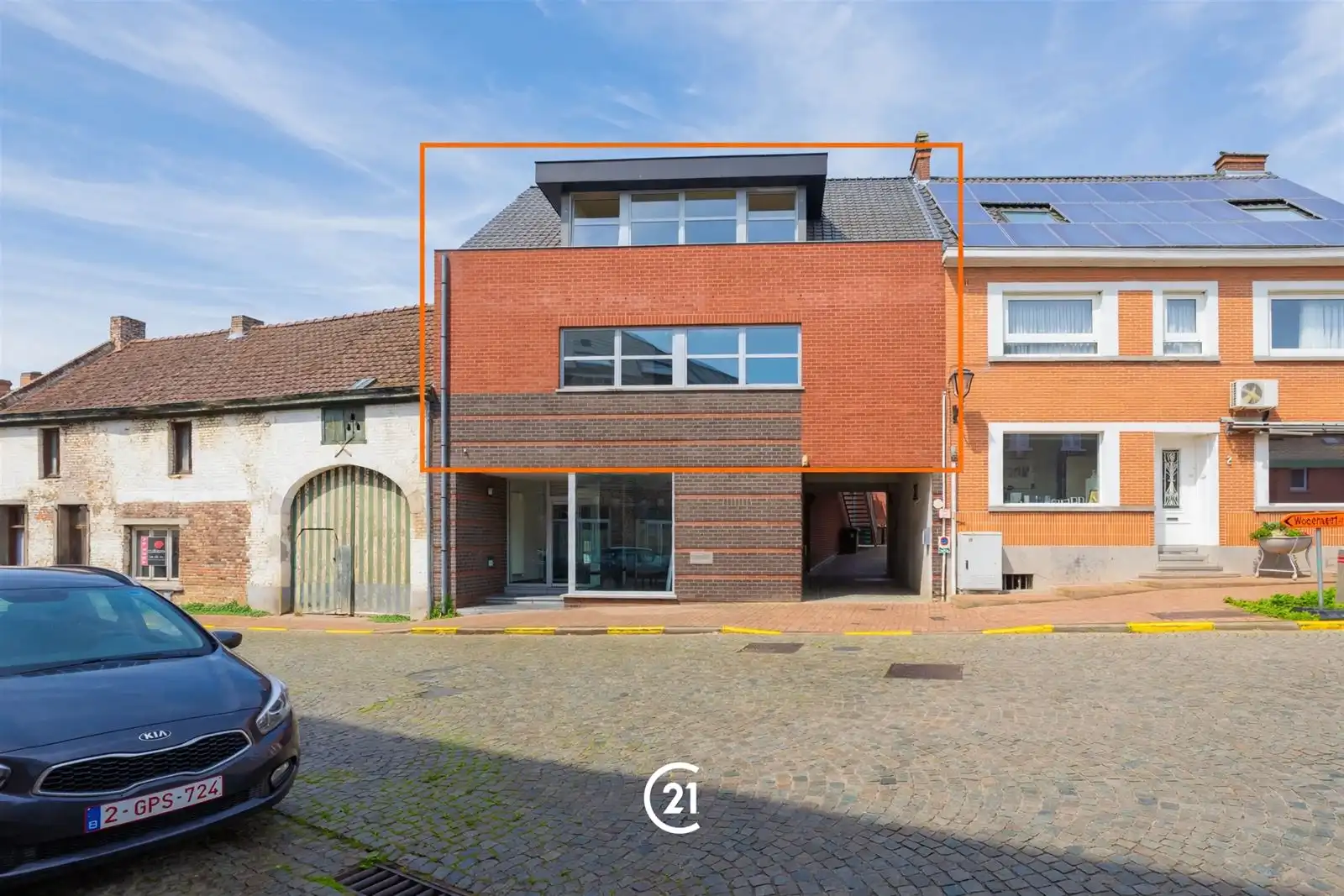 Ruime appartement (157 m²) met 3 slaapkamers in Everbeek foto {{pictureIndex}}