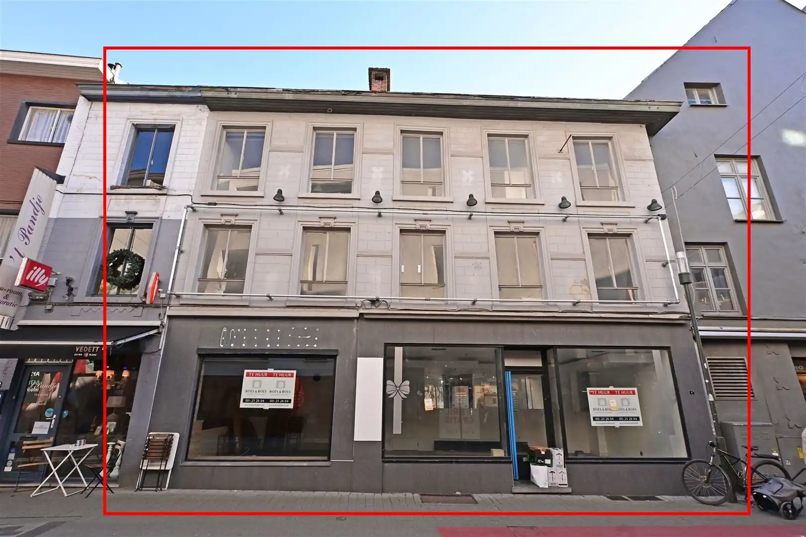 Commerciële ruimte/kantoor in de binnenstad foto {{pictureIndex}}