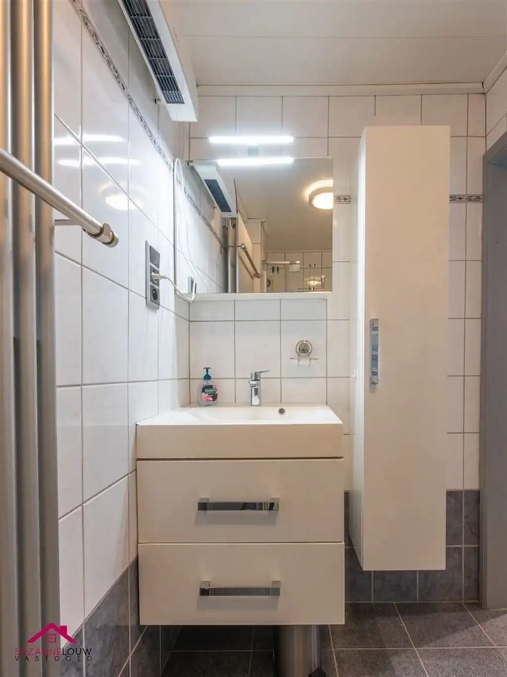 Instapklare, verzorgde half-vrijstaande gezinswoning foto 26