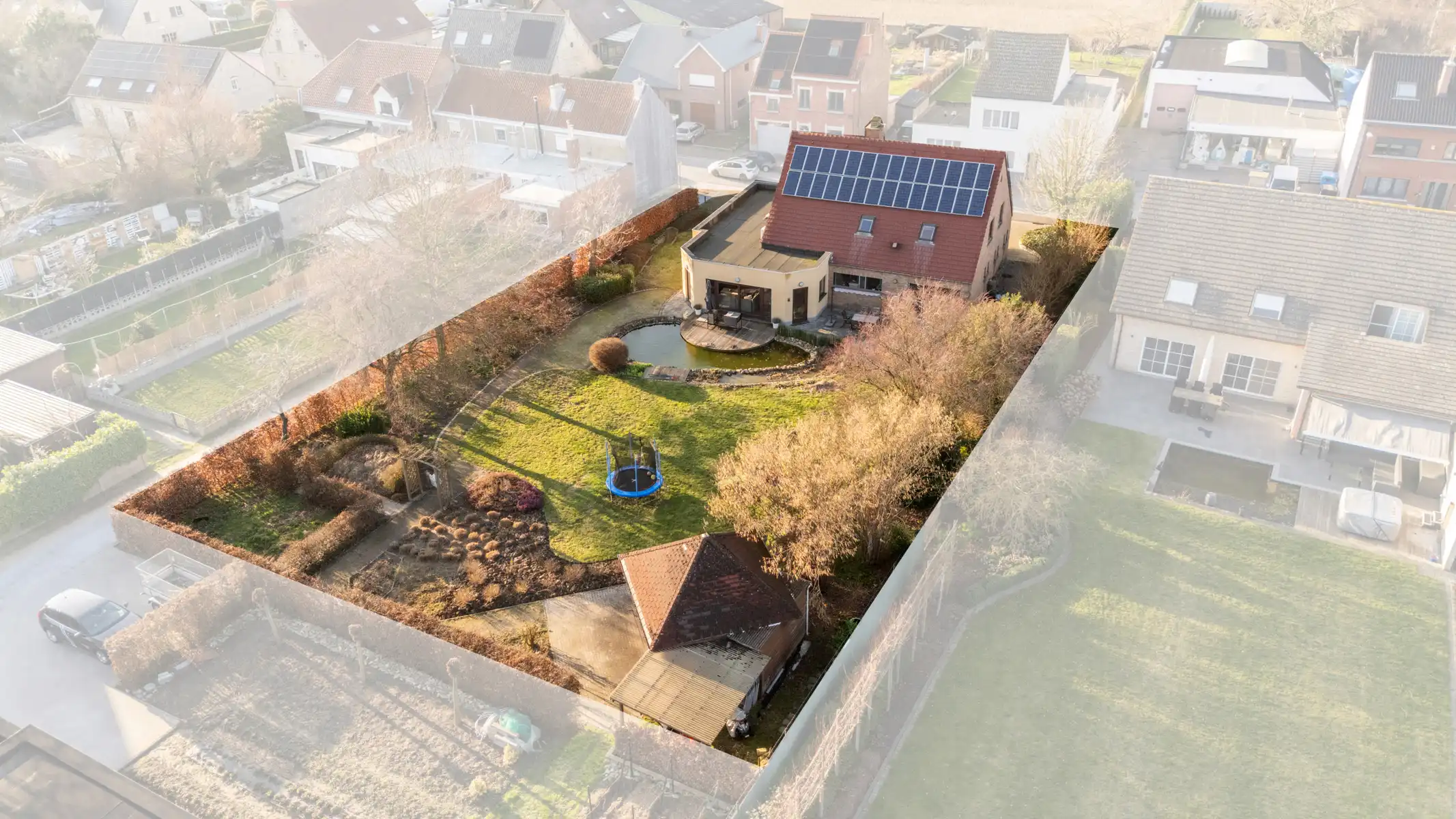 Villa met 5 slaapkamers, 3 badkamers en tuin foto 3