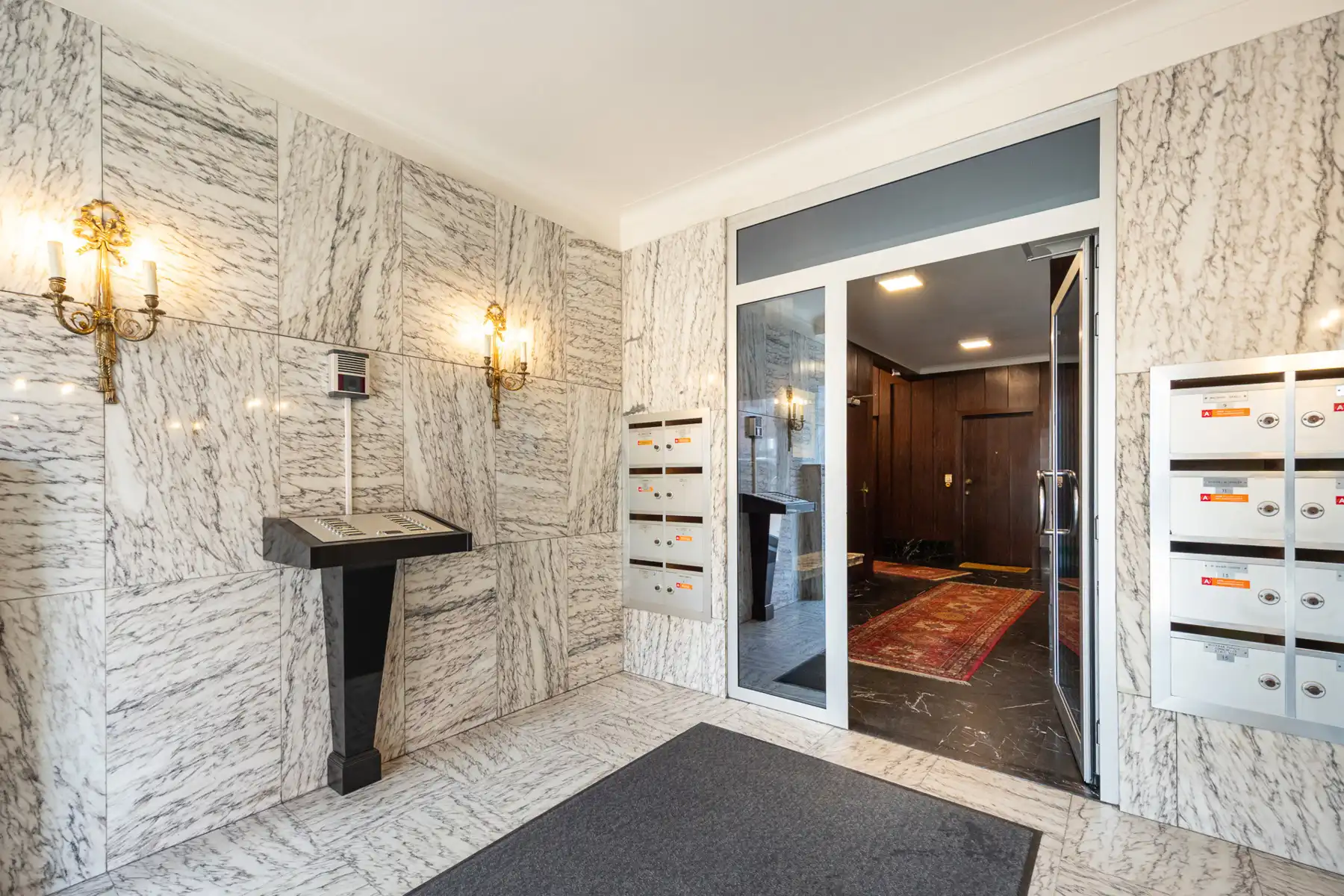 Riant 3 SLPK-app. (191m²) op de 3de verd. + autostaanplaats foto 19