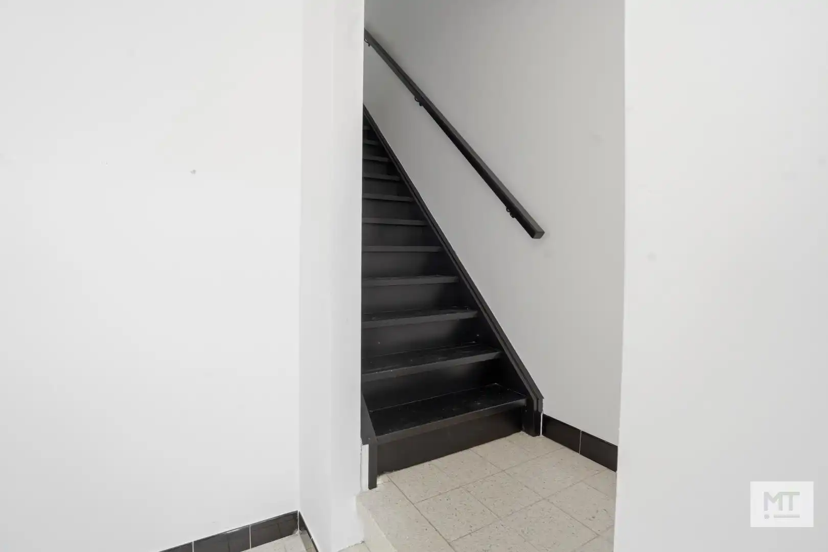 Instapklare, energiezuinige woning met 3 slaapkamers, tuin en garage te koop in een rustige wijk te Zonnebeke foto 7