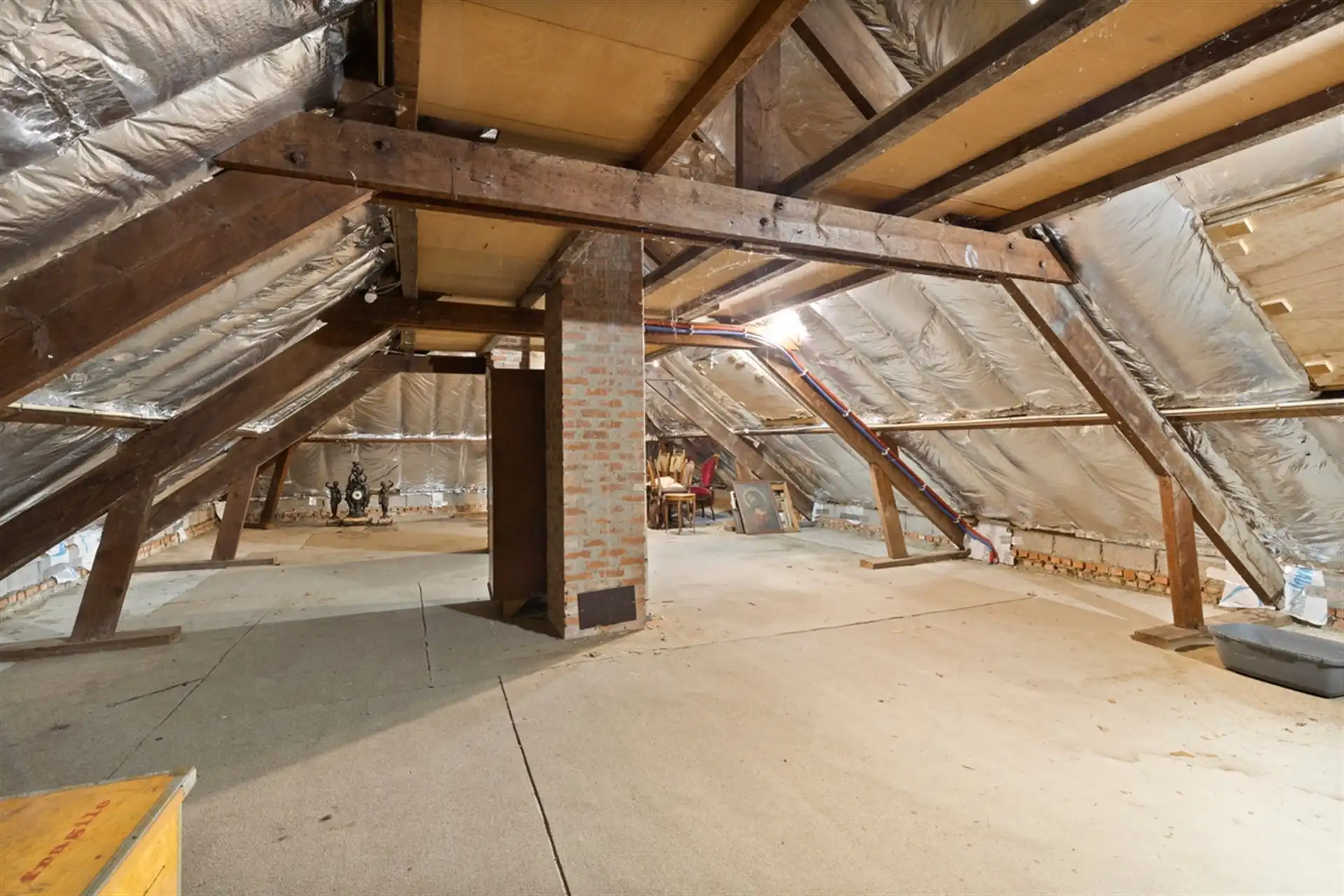 Ruime vrijstaande villa op een perceel van 3.235 m² foto 15