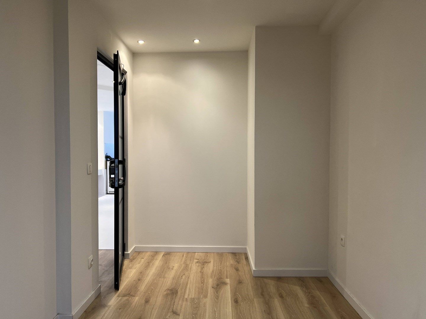 WOONAPPARTEMENT MET OPEN ZICHT NAAR DE HAVEN foto 12