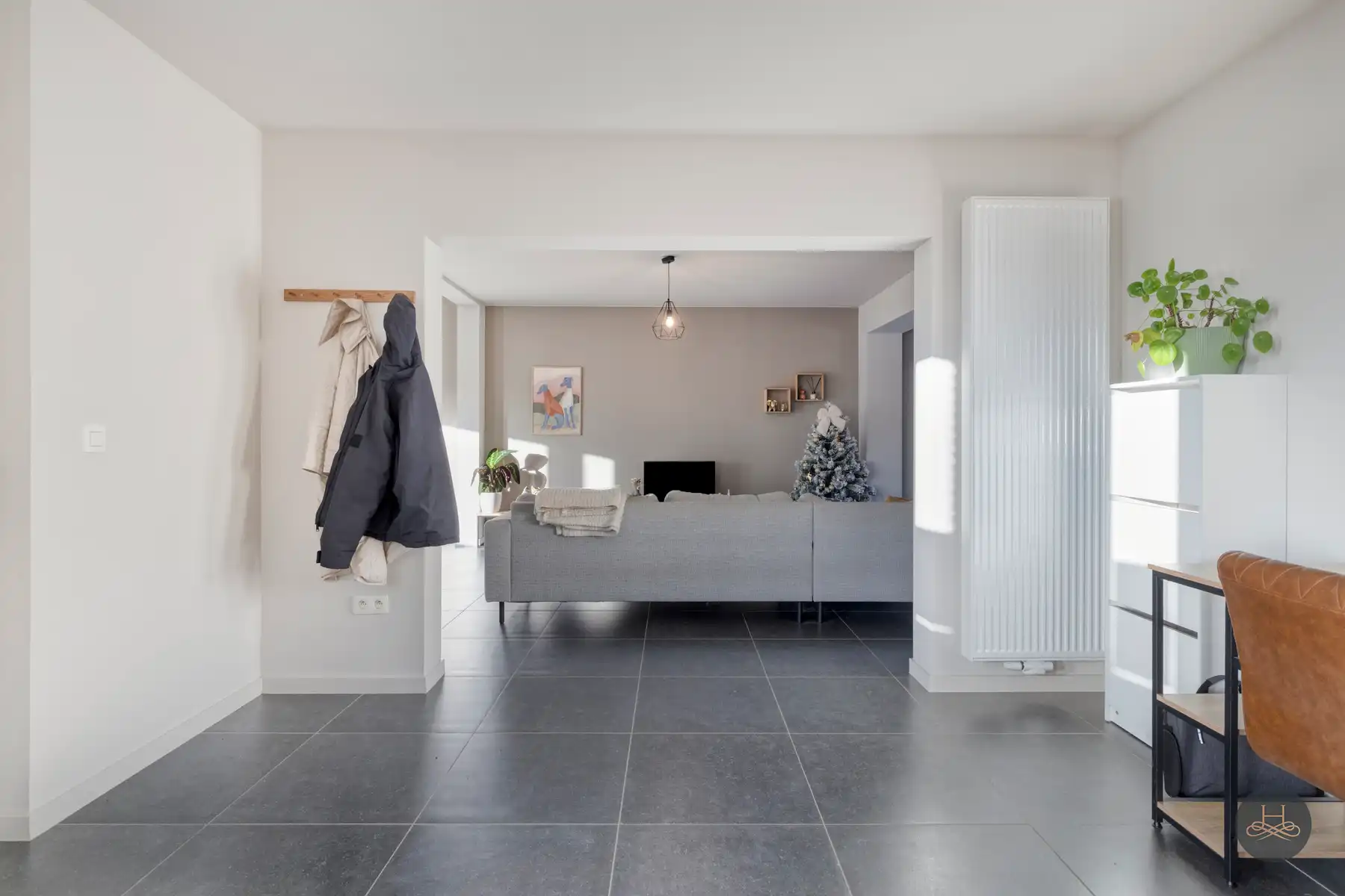 Recent gerenoveerde woning met 3 slaapkamers en ruime tuin foto 8