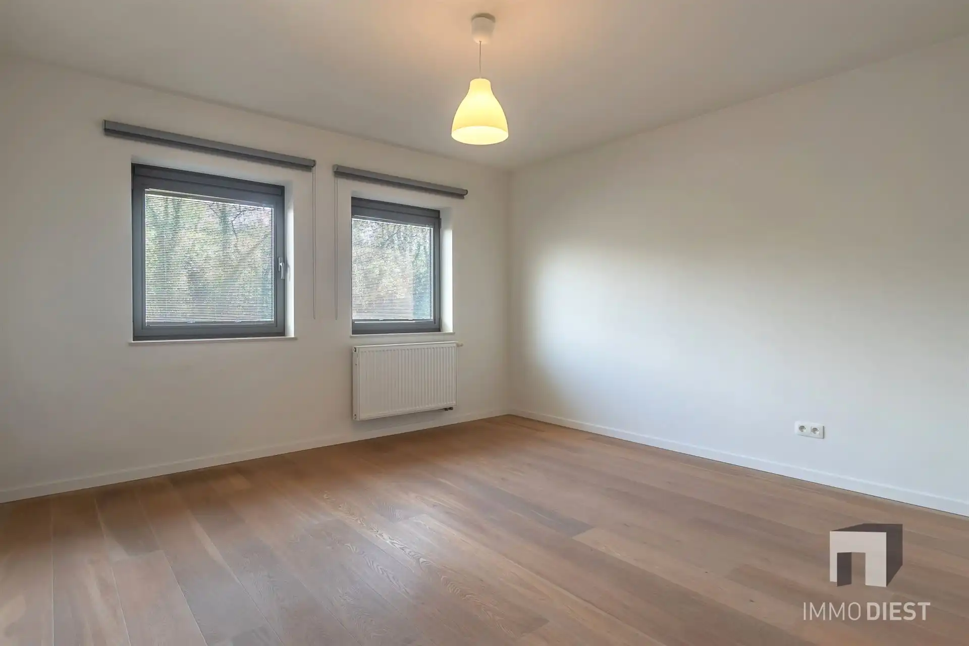 Luxe woning met 4 slaapkamers, 2 badkamers, garage en zonnige tuin foto 21