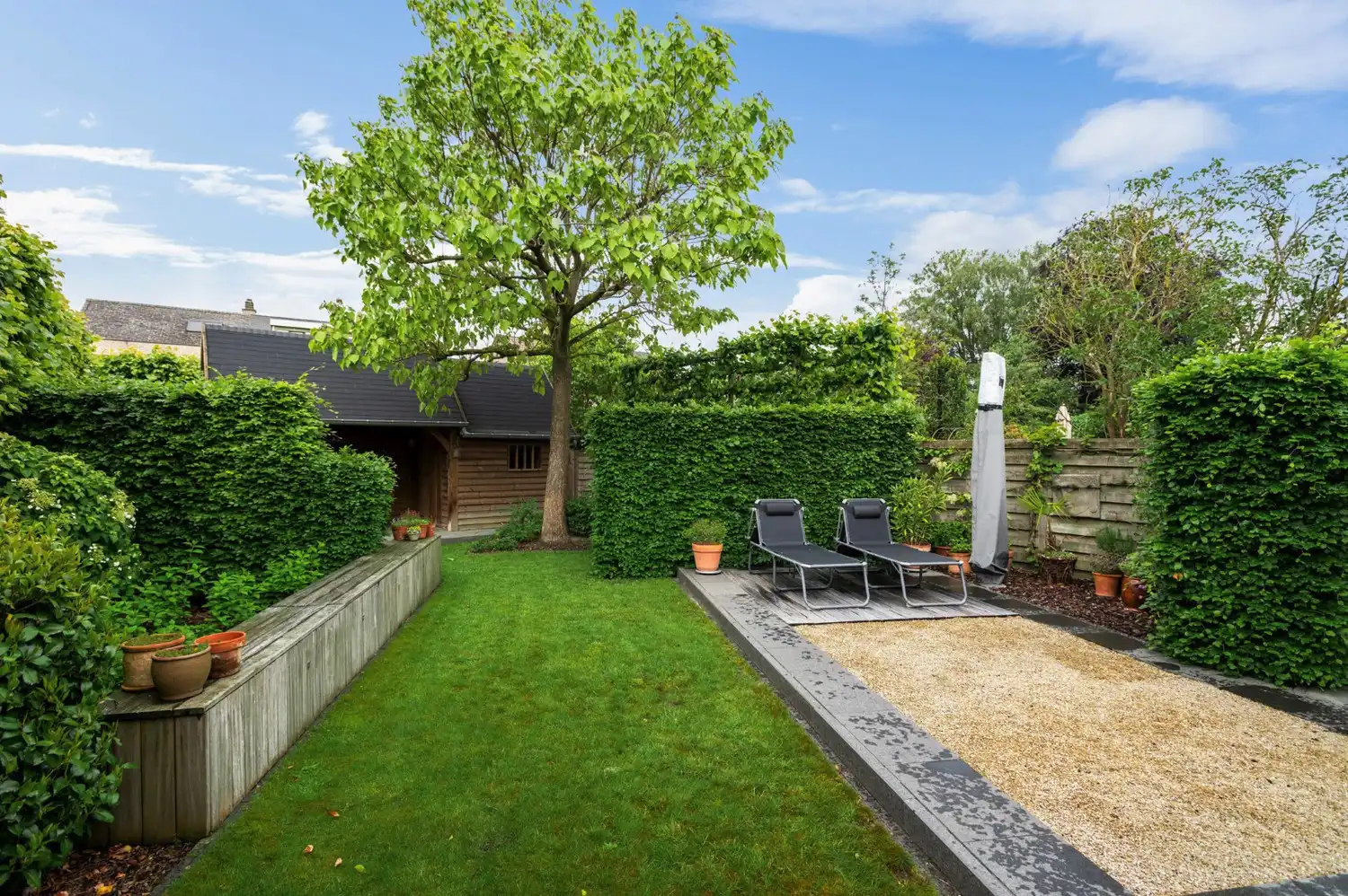 INSTAPKLARE WONING MET 3 SLK, TUIN EN GARAGE! foto 18