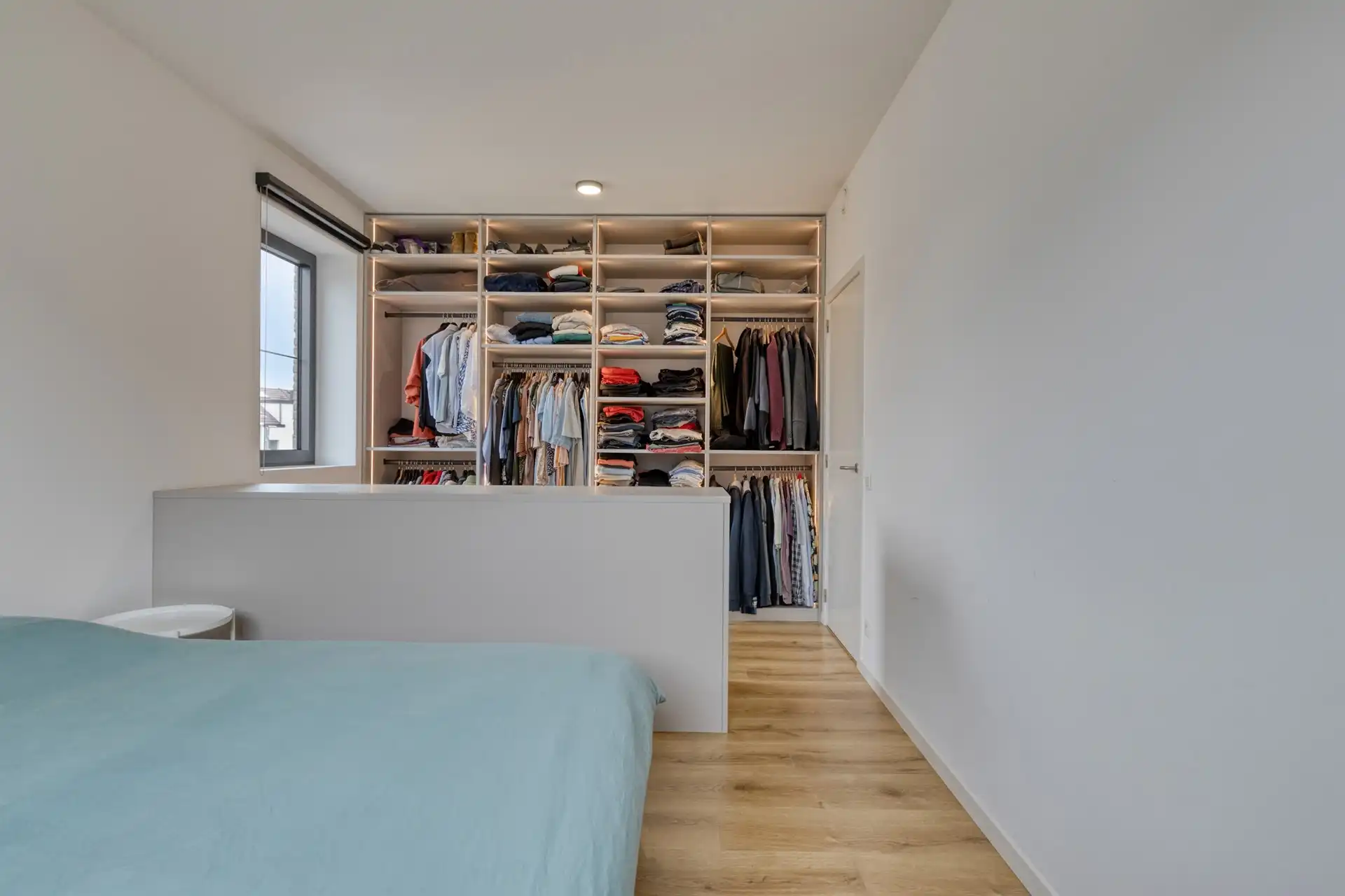 Prachtige nieuwbouwwoning (onder Registratierechten) foto 17