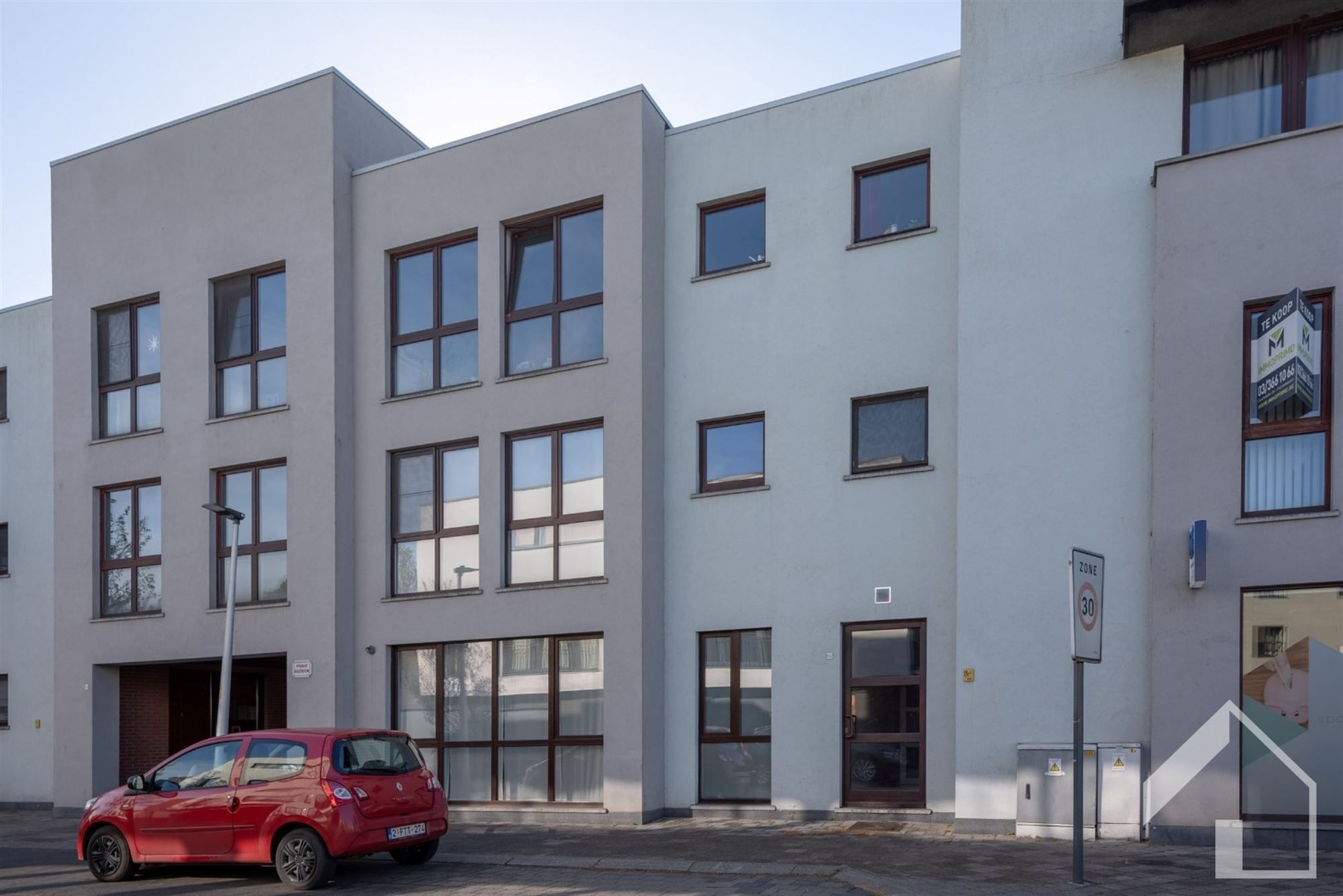 Energiezuinig 2 slaapkamer appartement met garagebox in Brasschaat foto 14