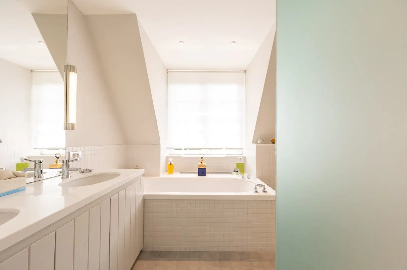 Ruime en stijlvolle villa met optimale privacy op een topligging in het Zoute foto 19