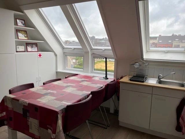Duplex appartement met 1 slaapkamer, terras en garage. foto 4