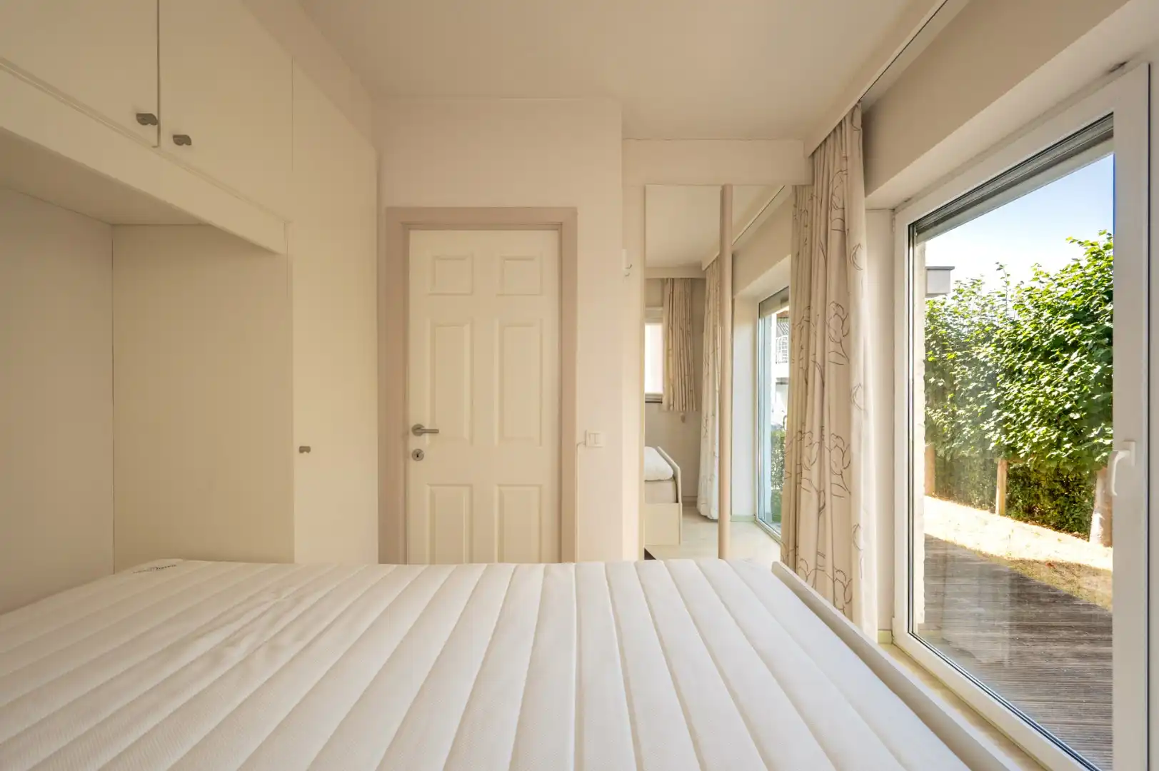 Appartement met tuin vlakbij het strand foto 8