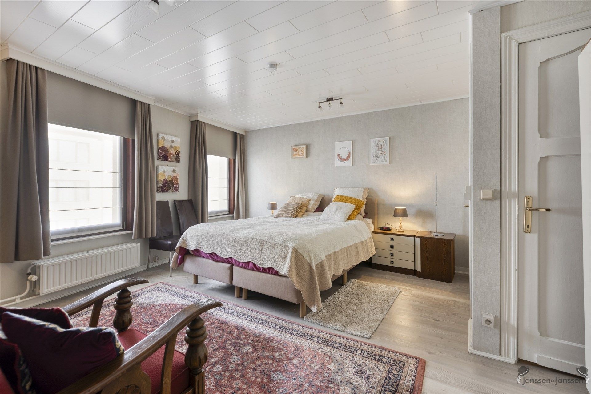 Instapklare halfopen bebouwing met zuidgericht dakterras in Mol foto 14