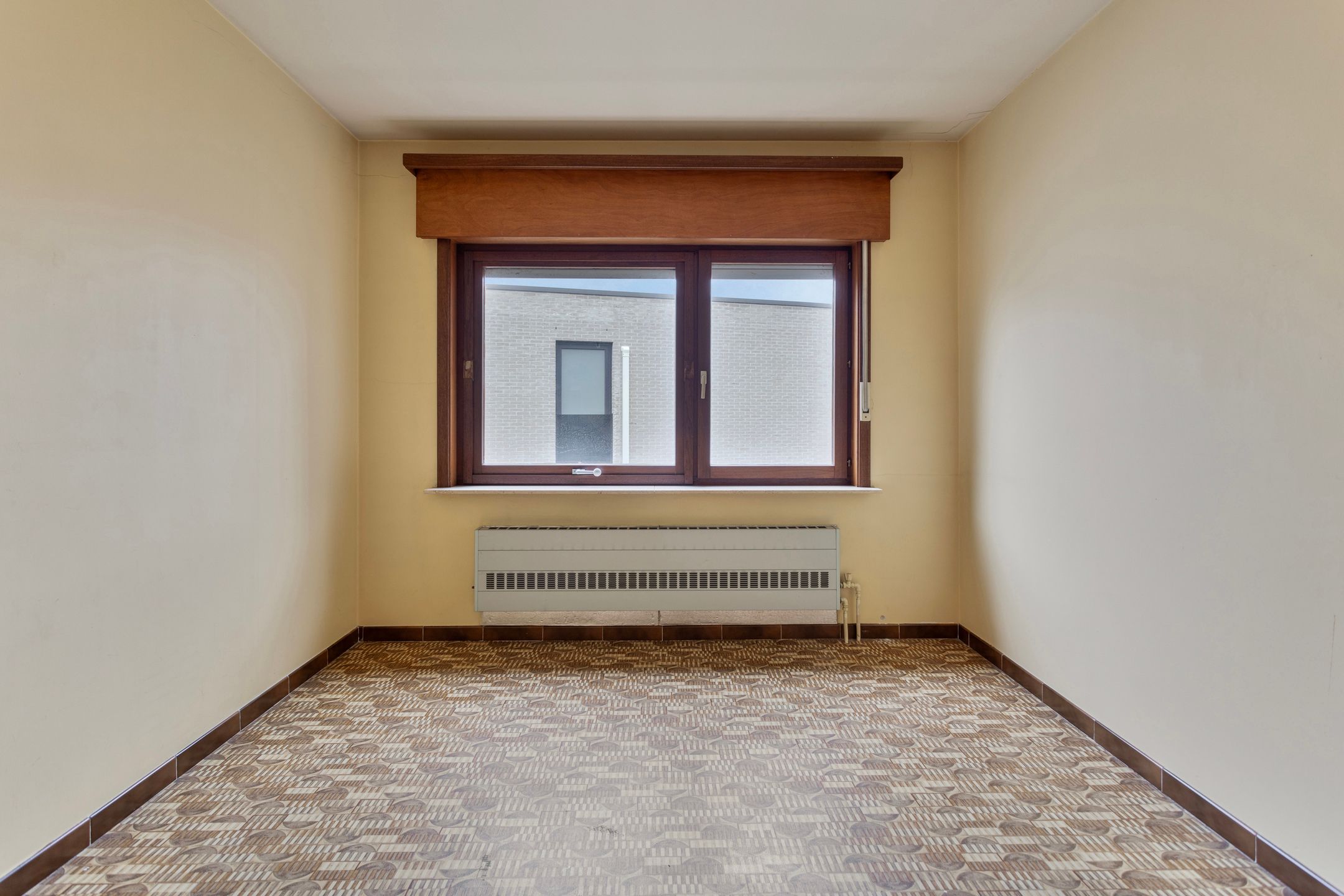 Ruime, te renoveren woning op perceel van 8a70 foto 19