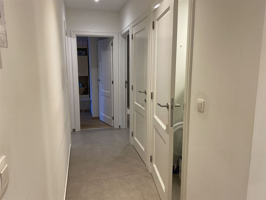 Nieuwbouw appartement in centrum 's-Gravenwezel foto 9