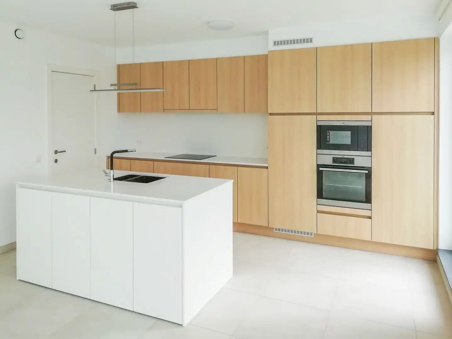 Een uiterst aangename, ruime penthouse te Halle! foto 10