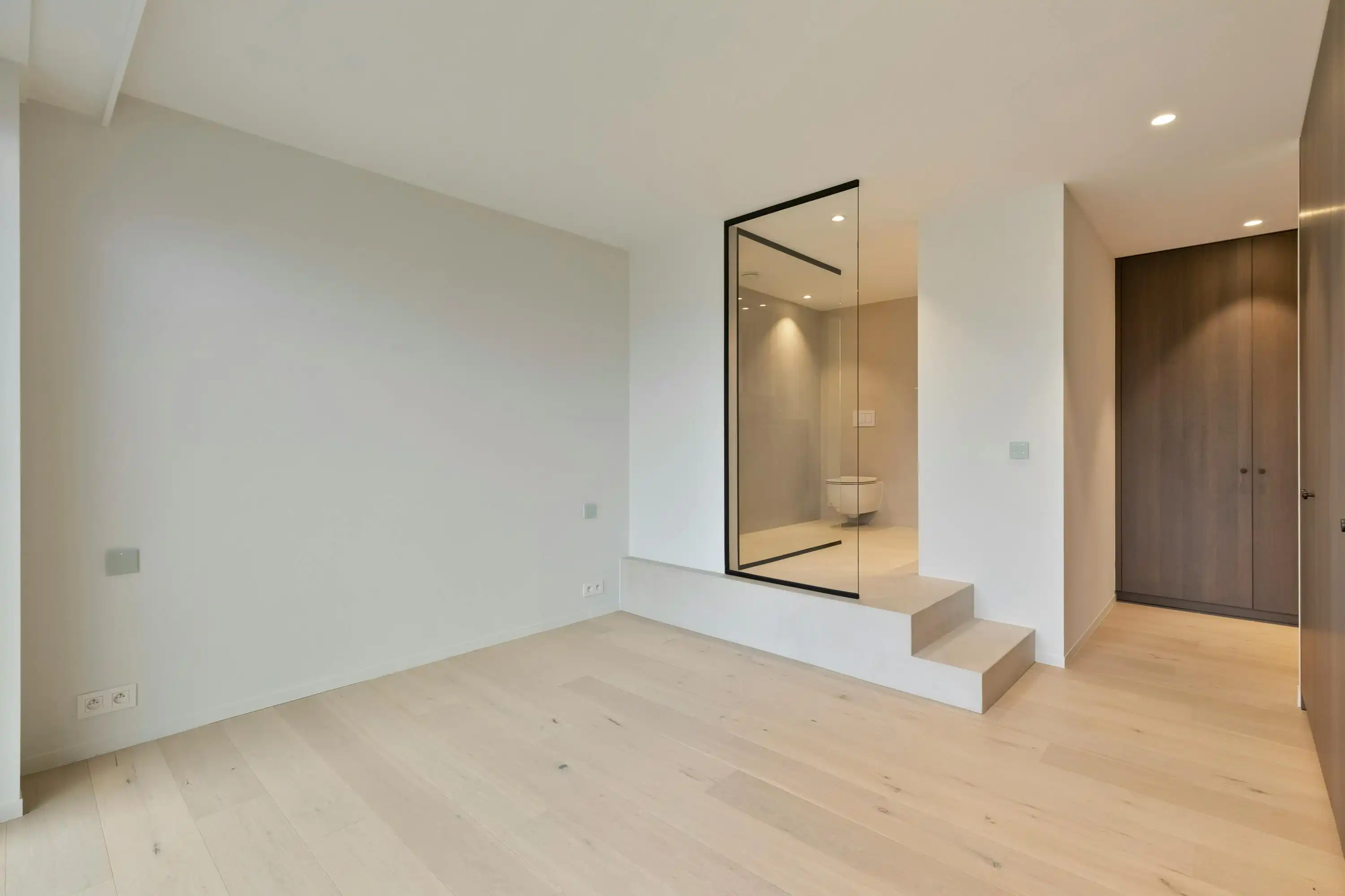 Luxueus afgewerkt appartement te koop in Waregem foto 5