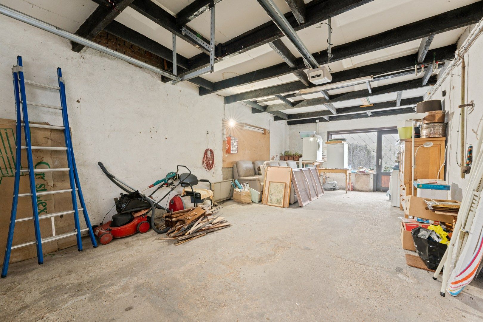 Ruime rijwoning met garage, centrum Aartrijke foto 17