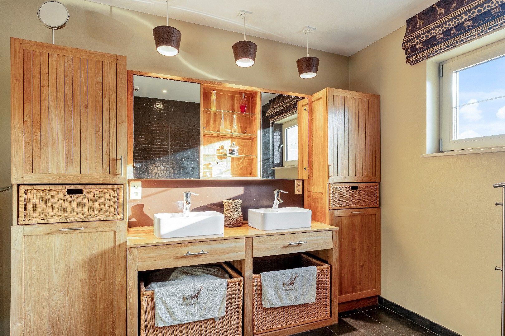 Statige en veelzijdige woning met karakter, energiezuinig comfort én prachtige tuin, op toplocatie. foto 28