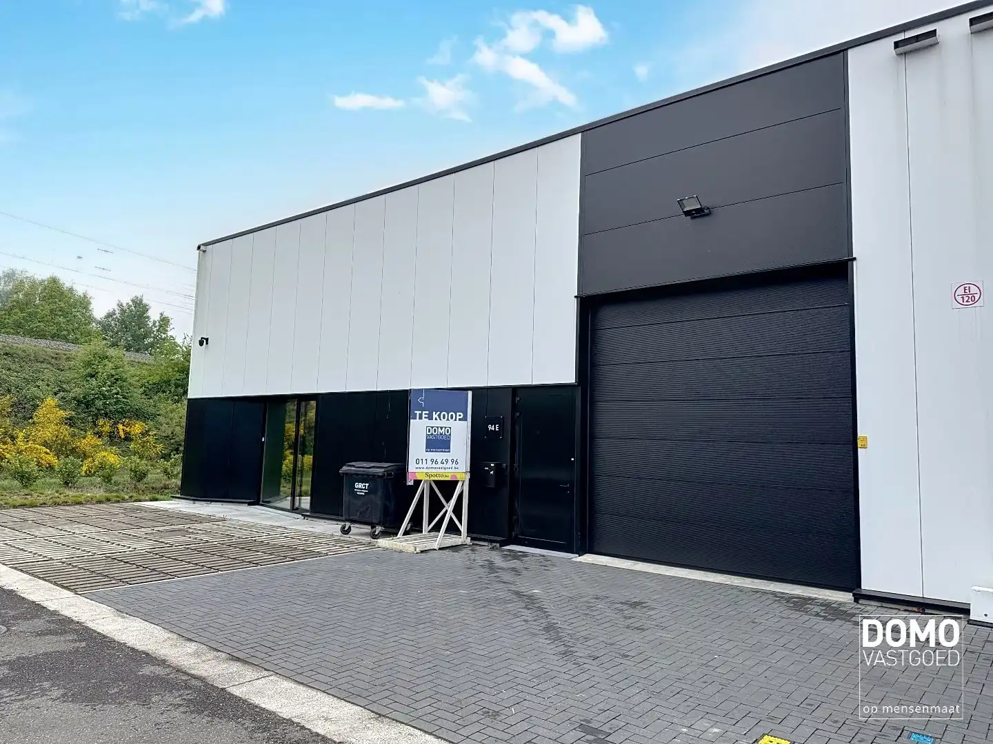 Centraal gelegen KMO unit te Hasselt. foto 19